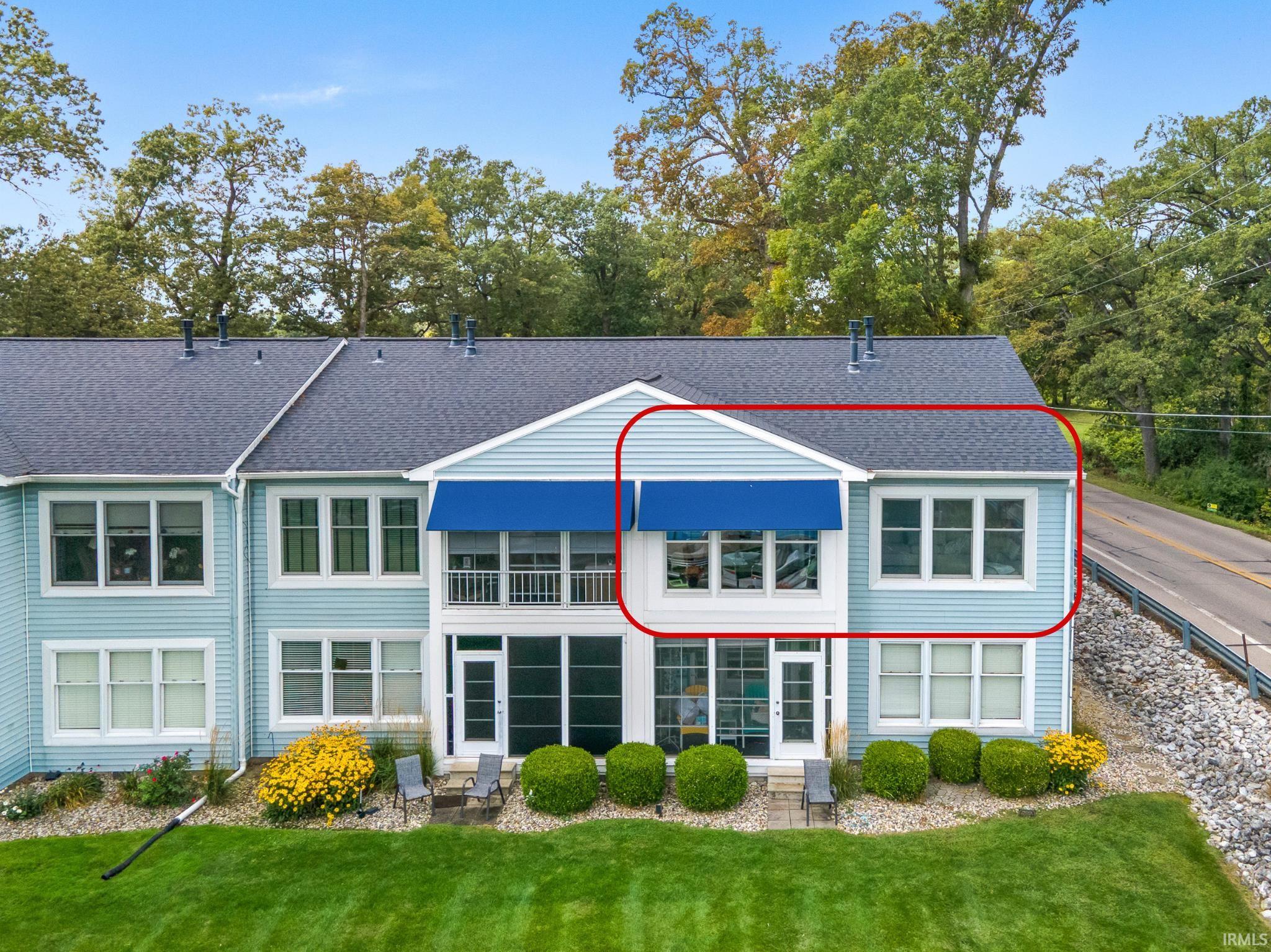 Photo 2 of 700 S Lakeside Drive