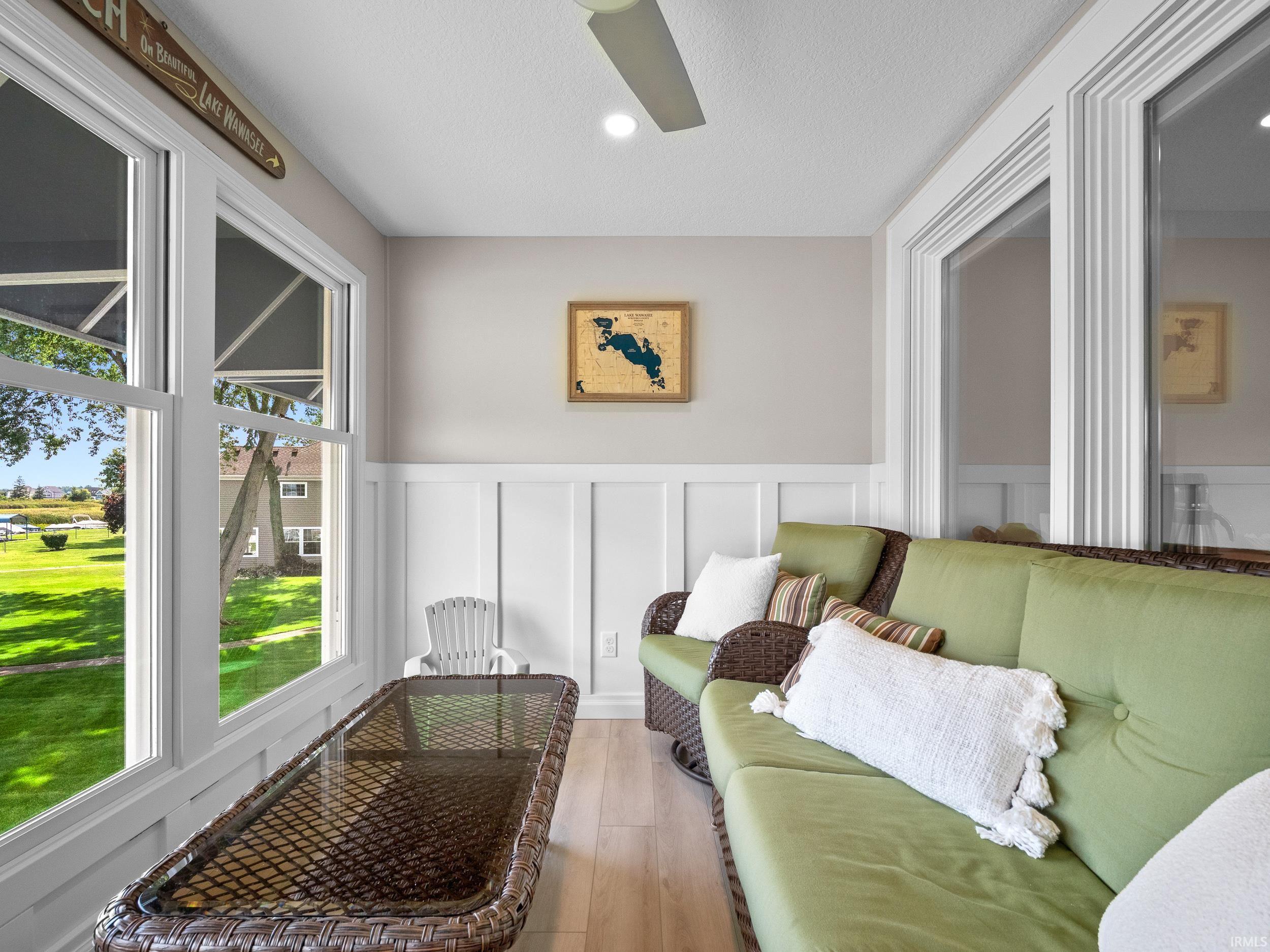 Photo 21 of 700 S Lakeside Drive