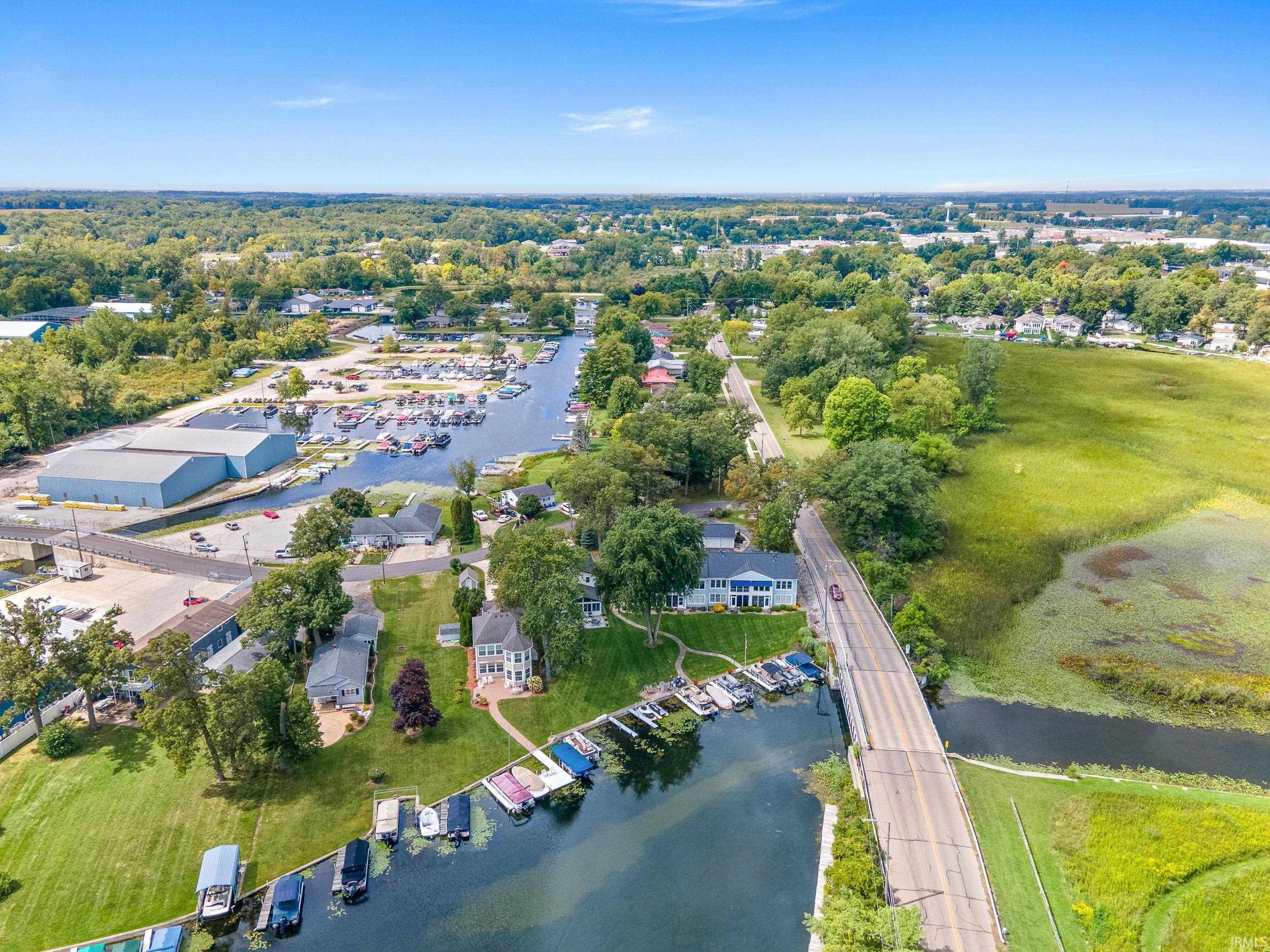 Photo 34 of 700 S Lakeside Drive