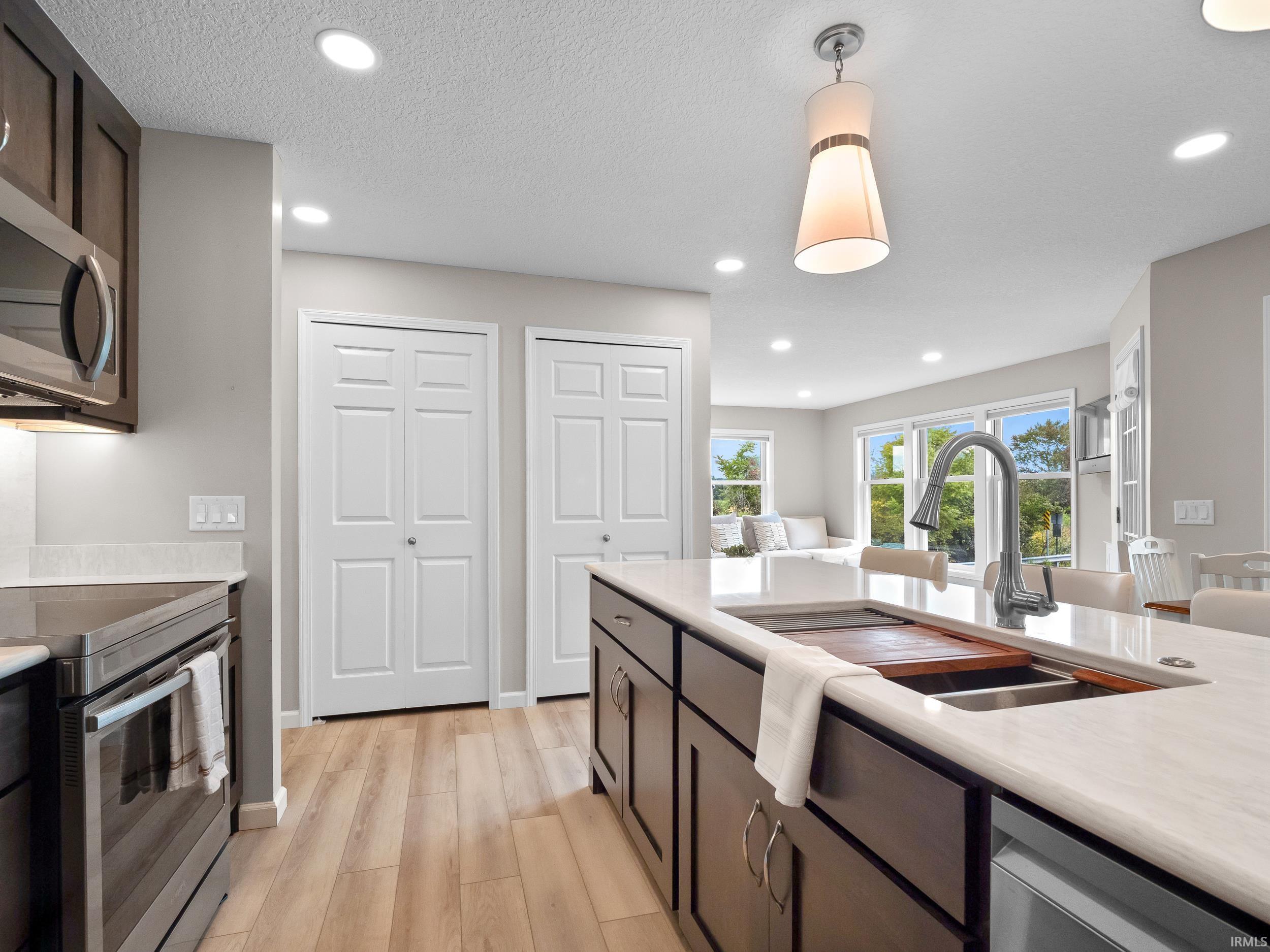 Photo 9 of 700 S Lakeside Drive