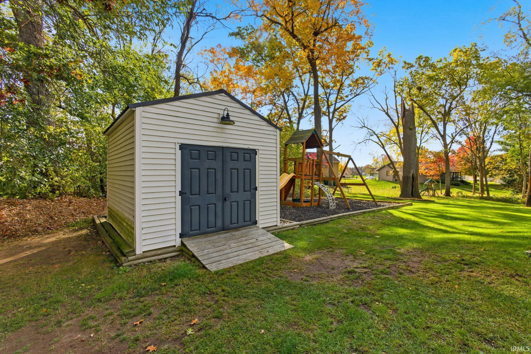 Photo 6 of 22722 Fair Oaks Court