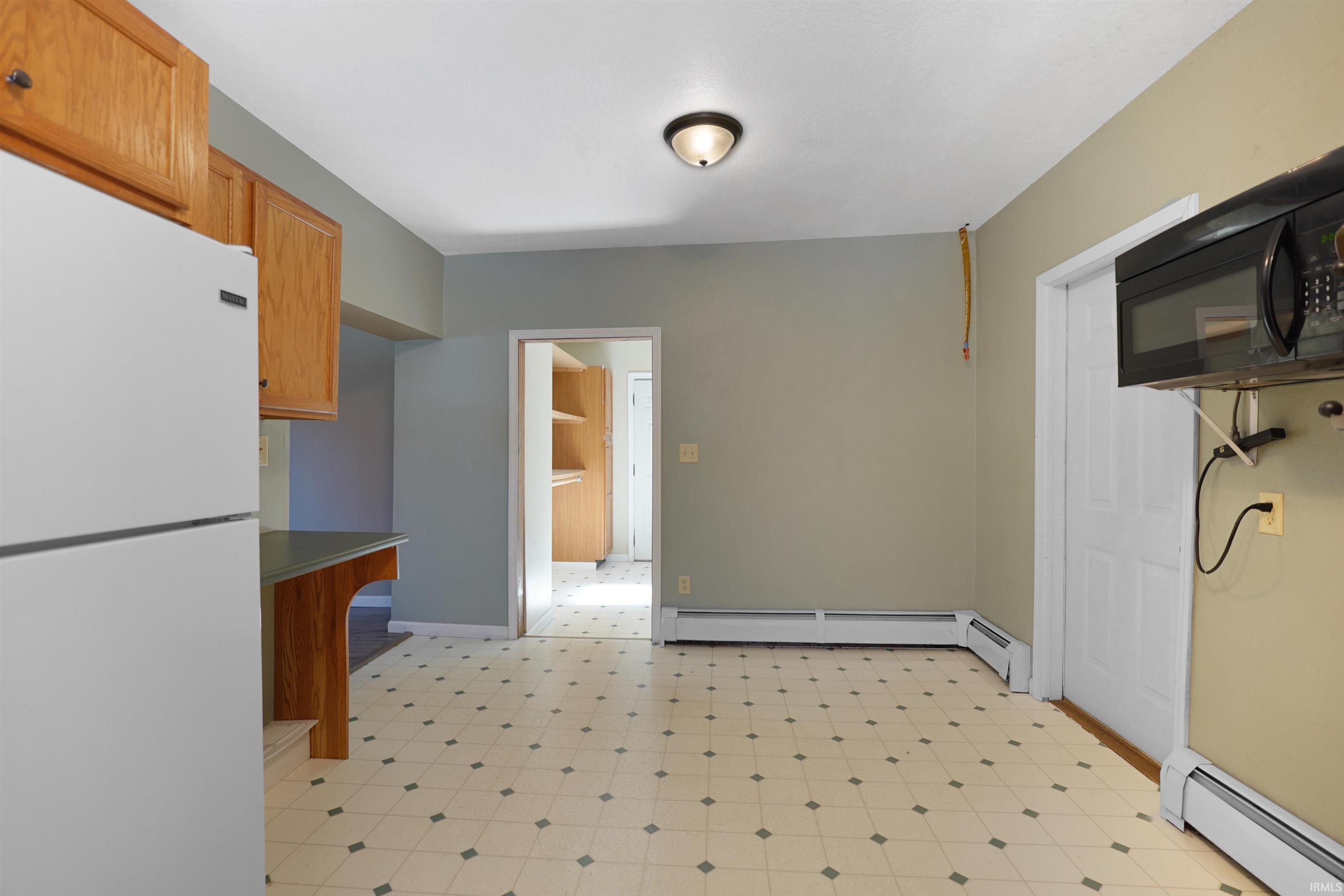 Photo 12 of 202 E Main Street