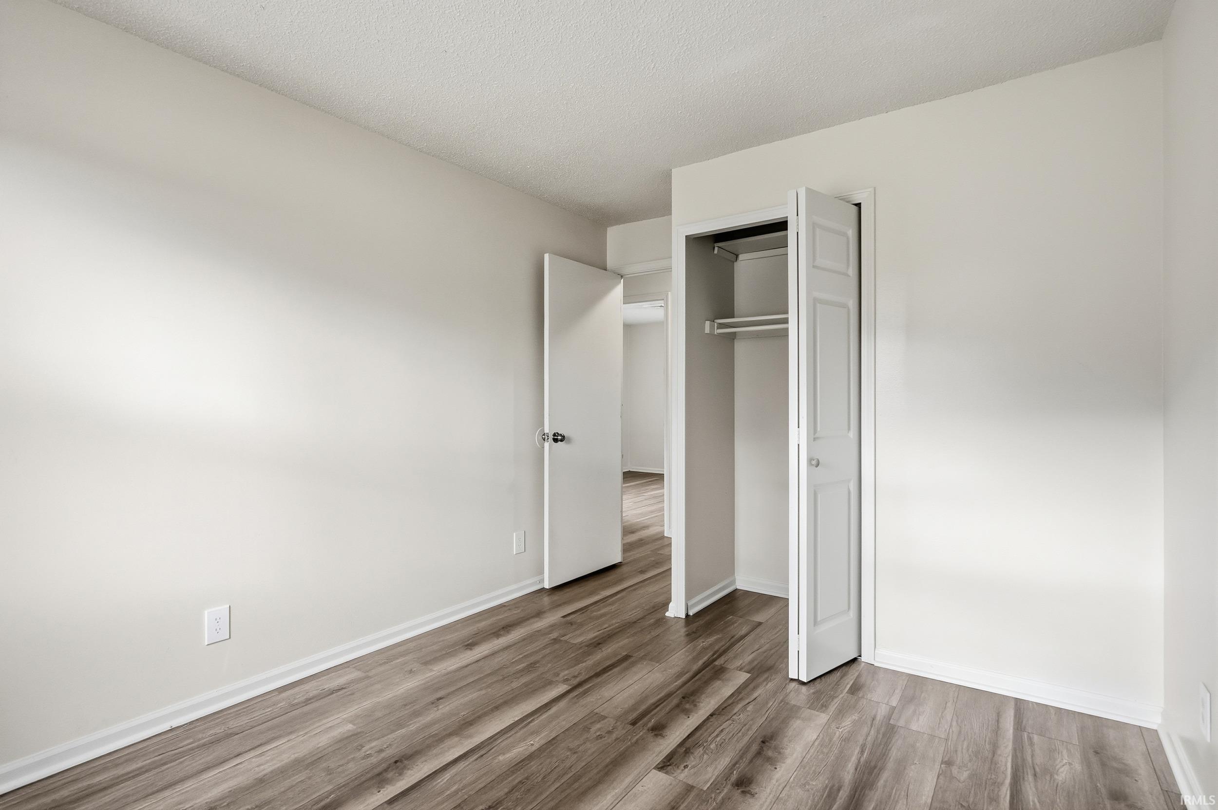 Photo 13 of 1107 Larch Lane