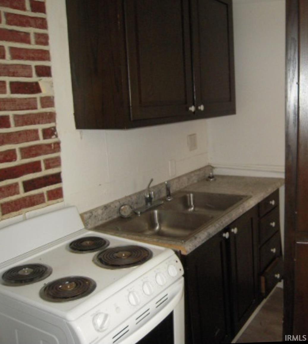 Photo 9 of 207 N 2nd Street