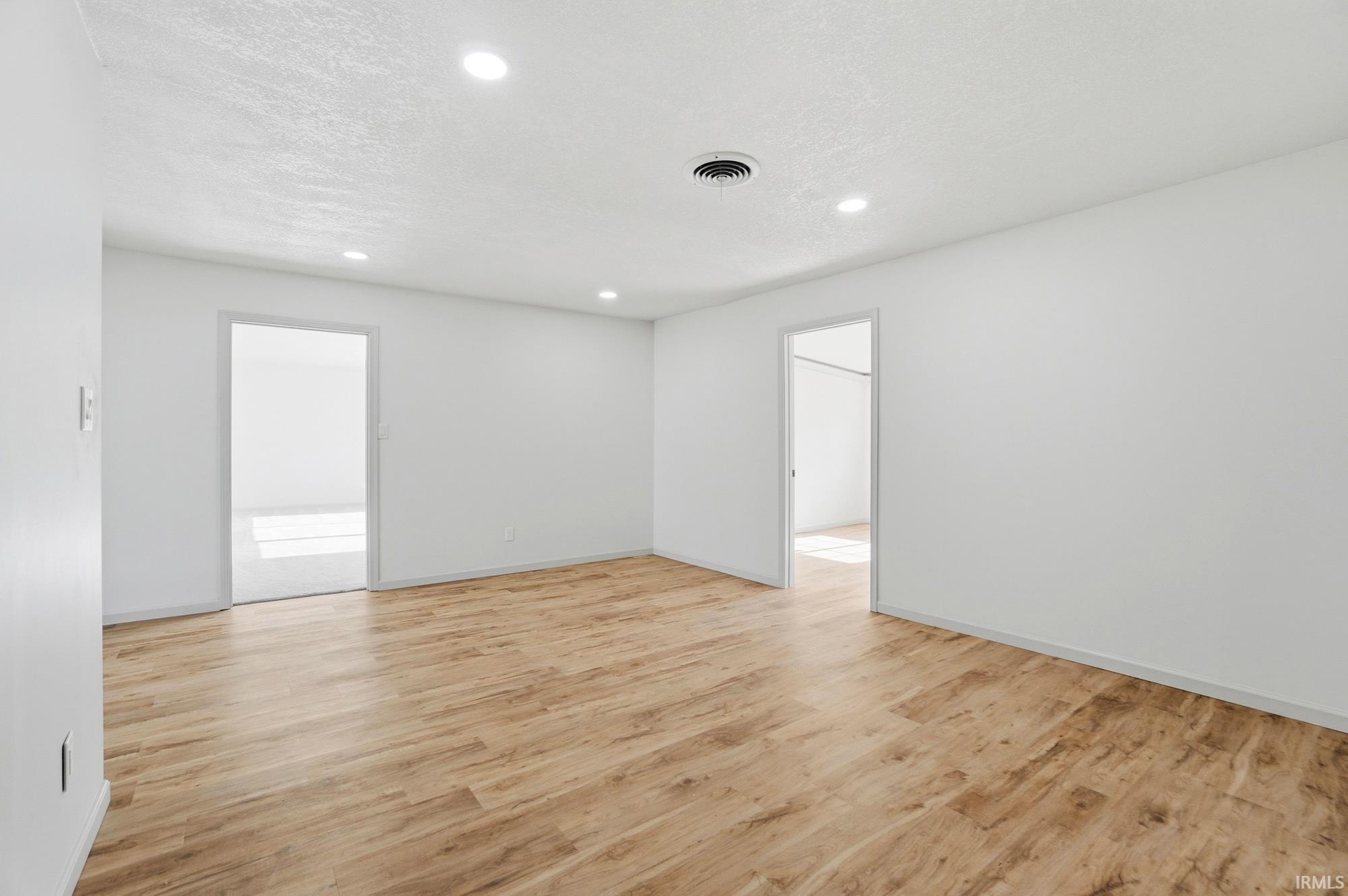 Photo 12 of 7028 Blackhawk Lane