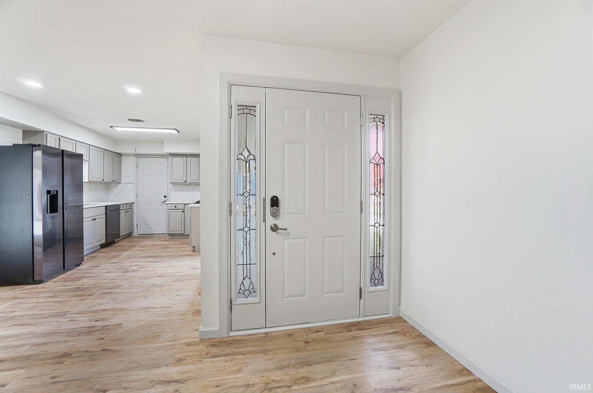 Photo 5 of 7028 Blackhawk Lane