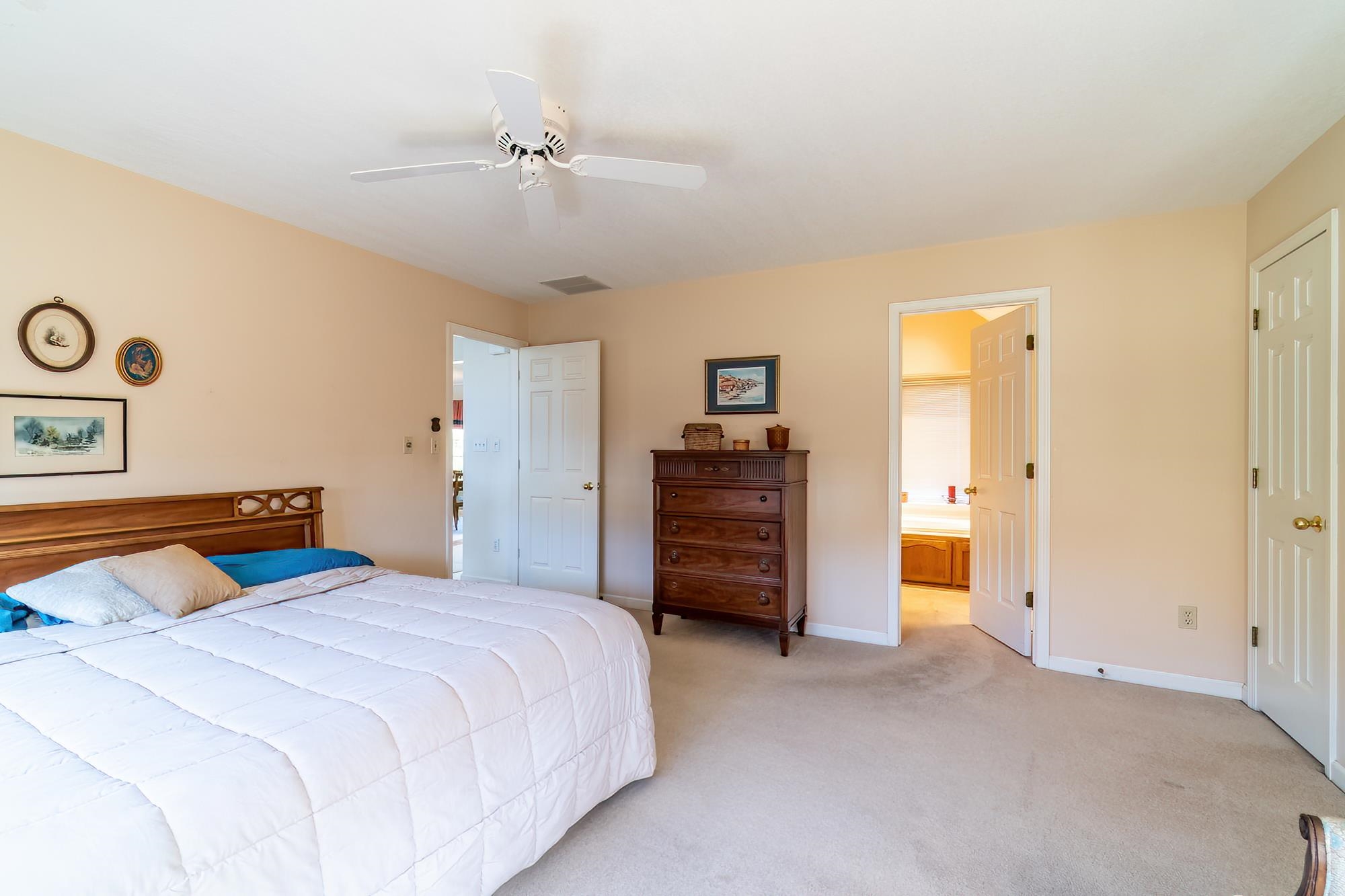 Photo 18 of 4522 Wyndemere Lane