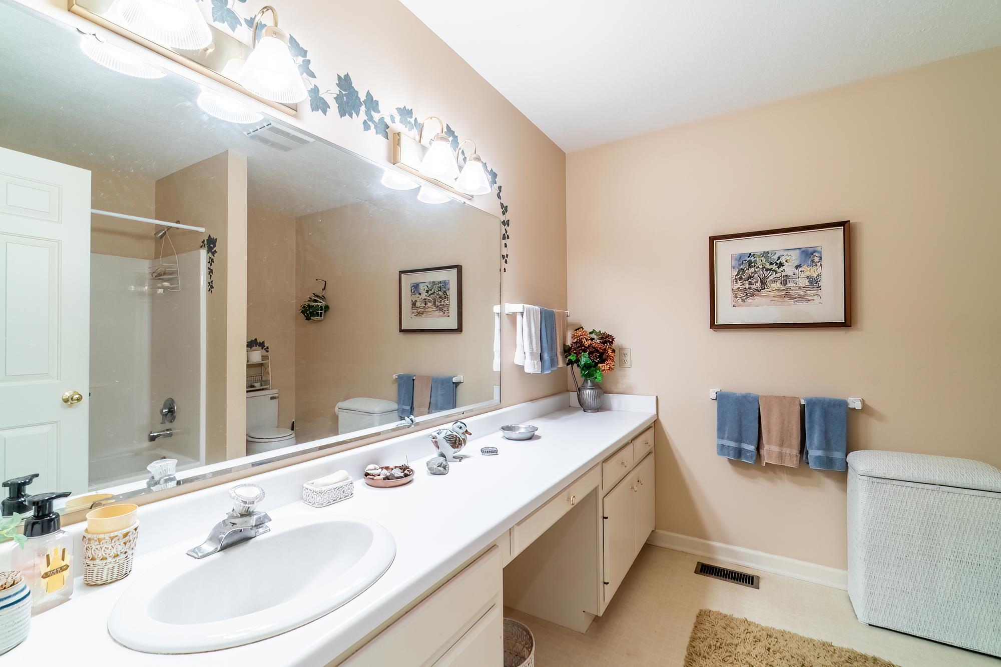 Photo 27 of 4522 Wyndemere Lane