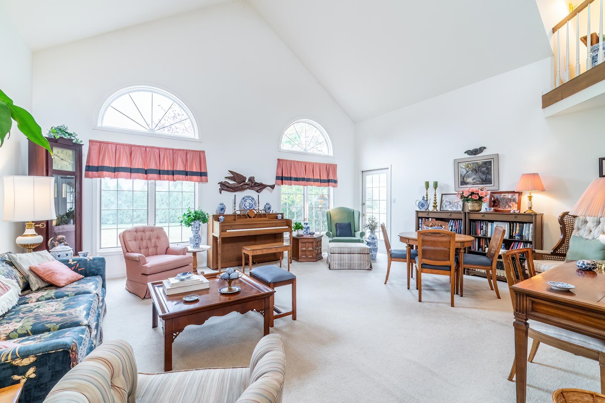 Photo 3 of 4522 Wyndemere Lane