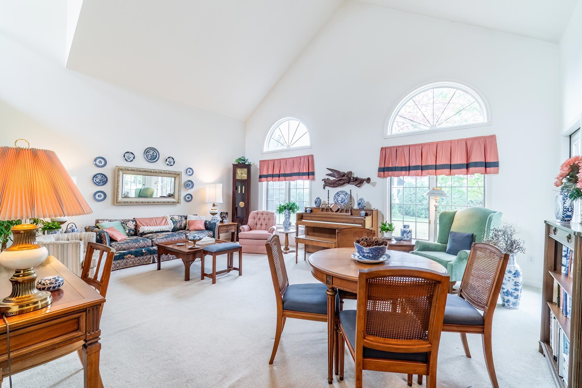 Photo 6 of 4522 Wyndemere Lane