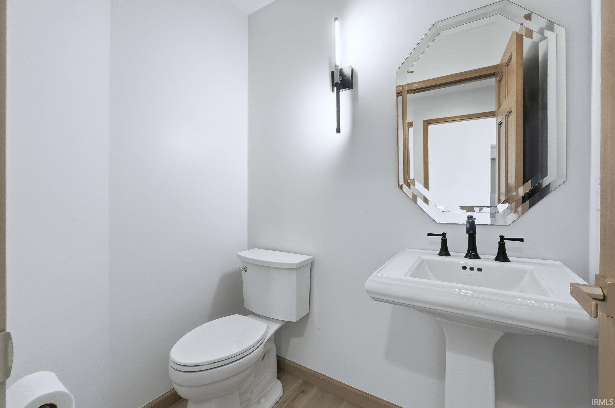 Photo 11 of 5526 Tunbridge Crossing