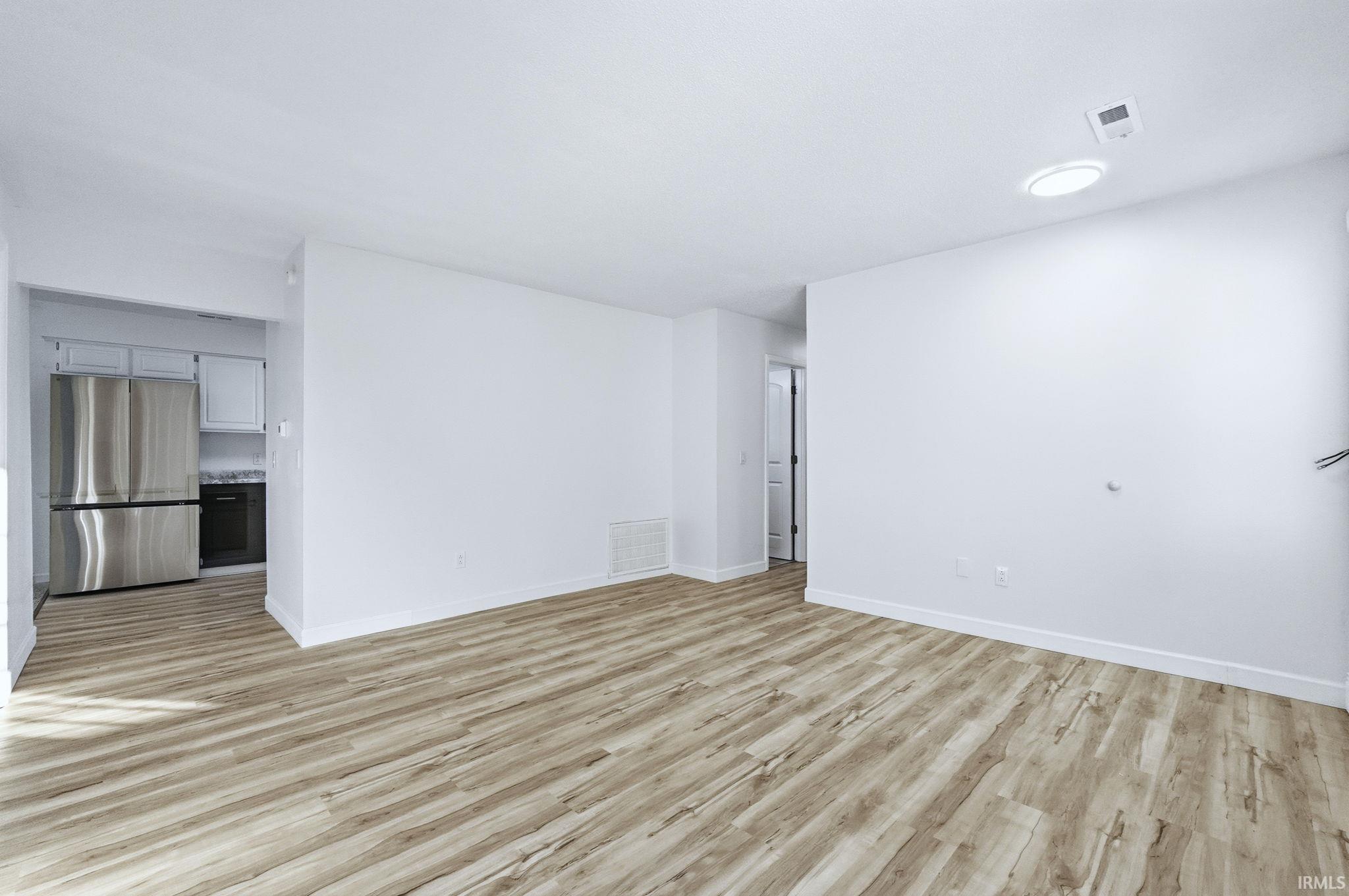 Photo 7 of 1004 Fall Creek Avenue