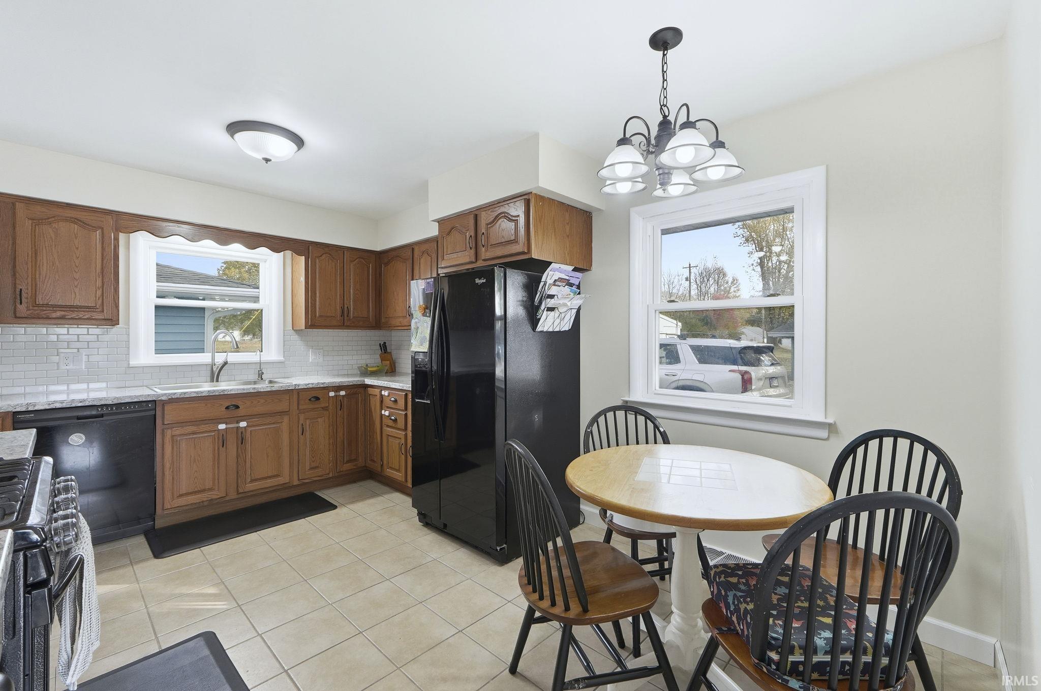 Photo 9 of 3706 Knoll Road