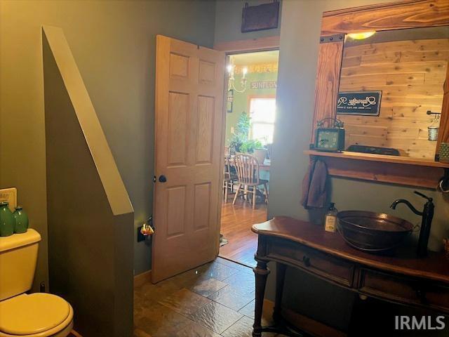 Photo 21 of 155 Oregon Street