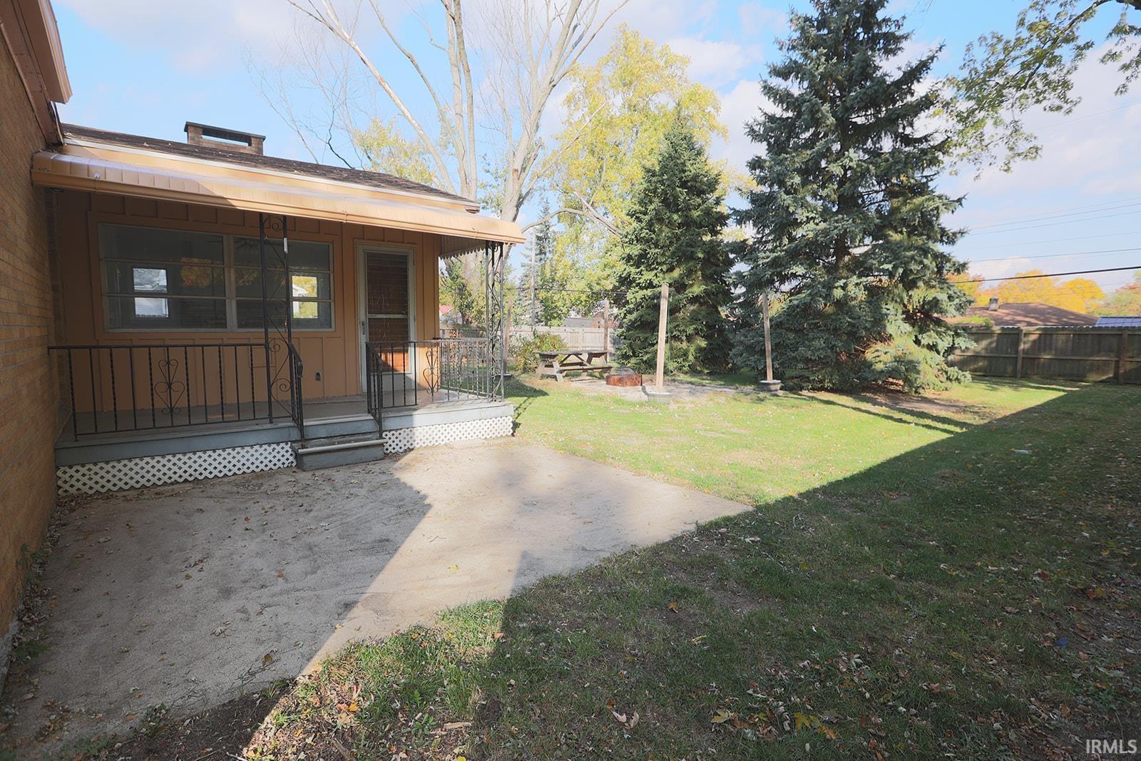 Homes for sale in Warsaw, IN | 1103 Ranch Rd, Warsaw, IN 46580 | MLS# 202544423