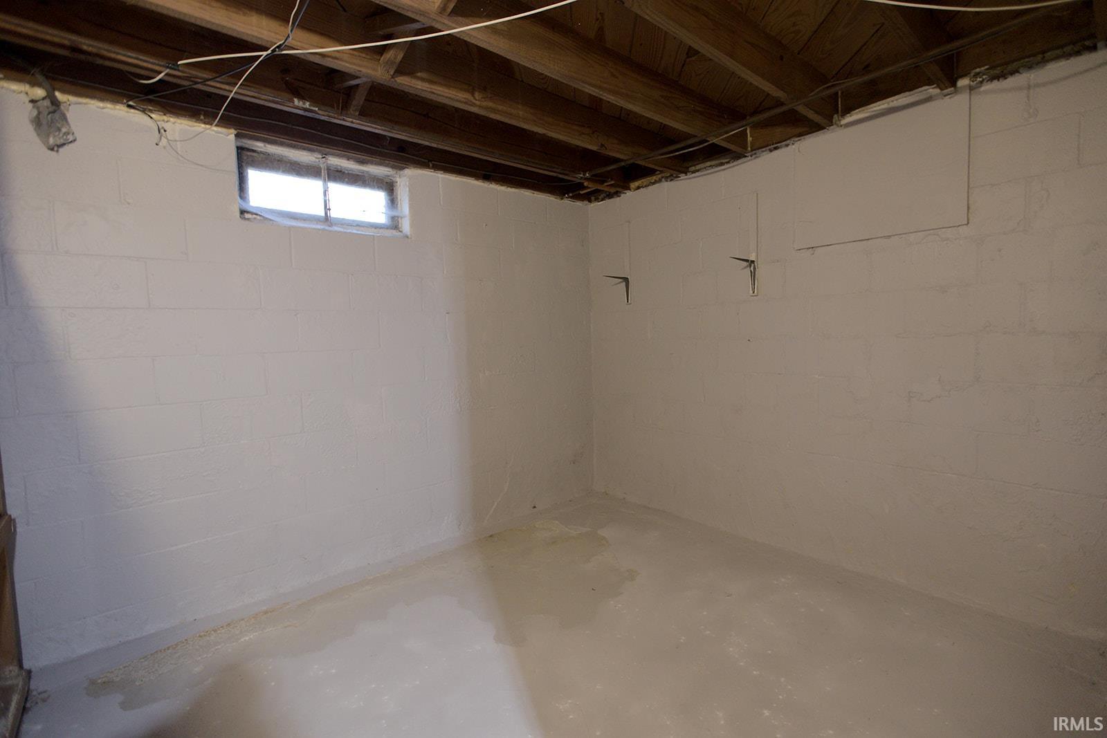 Homes for sale in Warsaw, IN | 1103 Ranch Rd, Warsaw, IN 46580 | MLS# 202544423