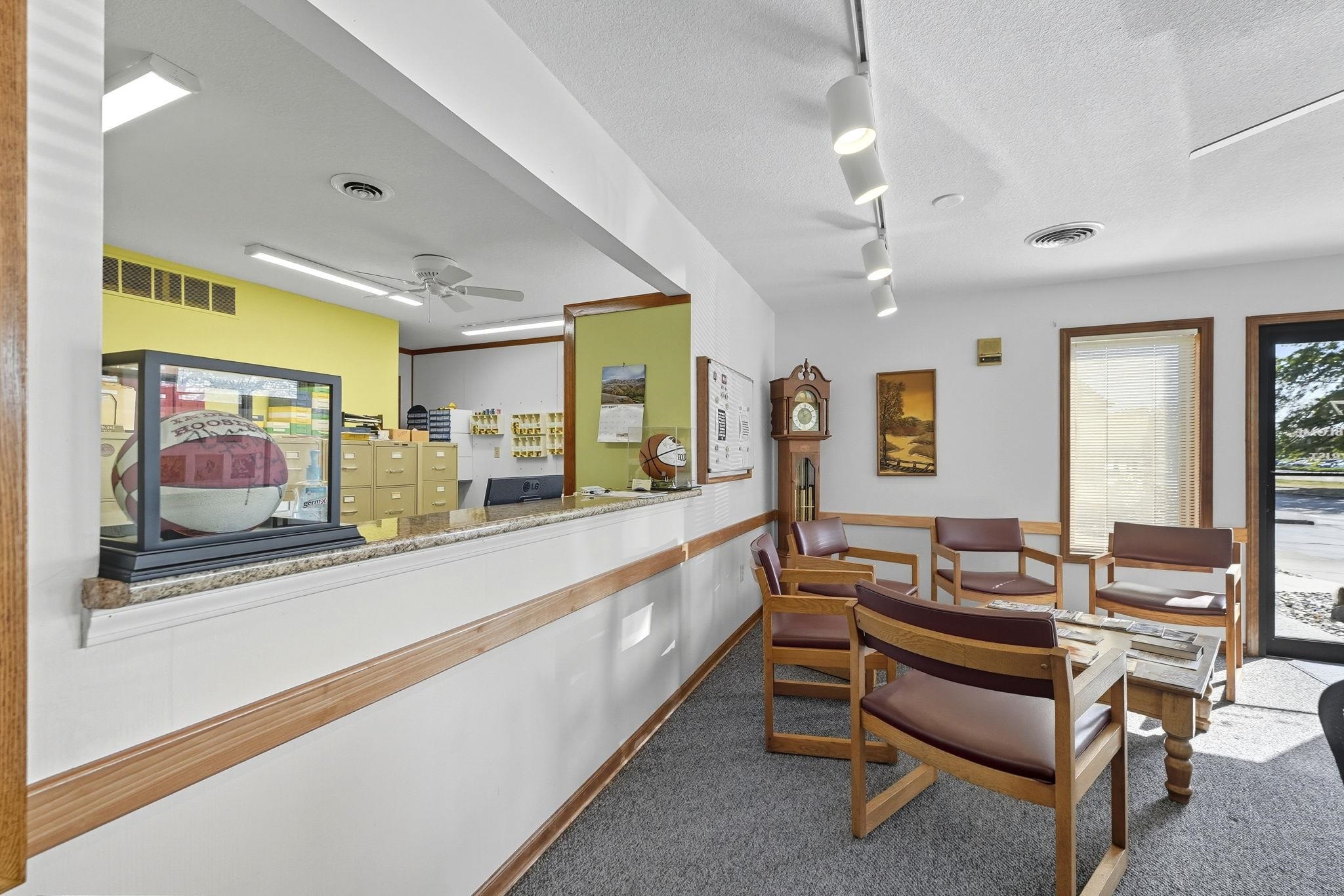 Photo 10 of 5917 Stoney Creek Drive