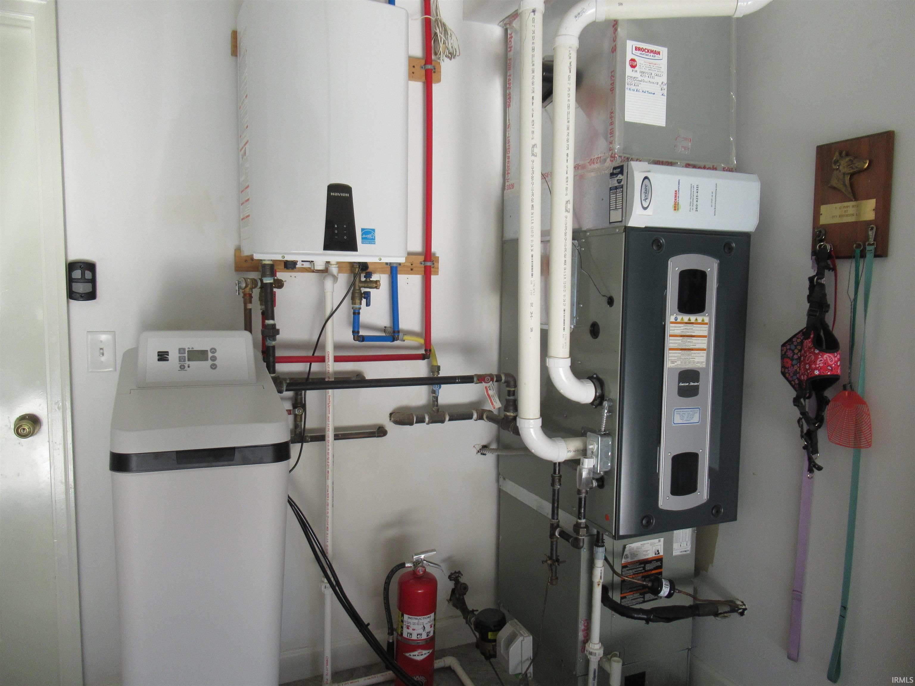 Photo 28 of 3010 Hedgerow Pass