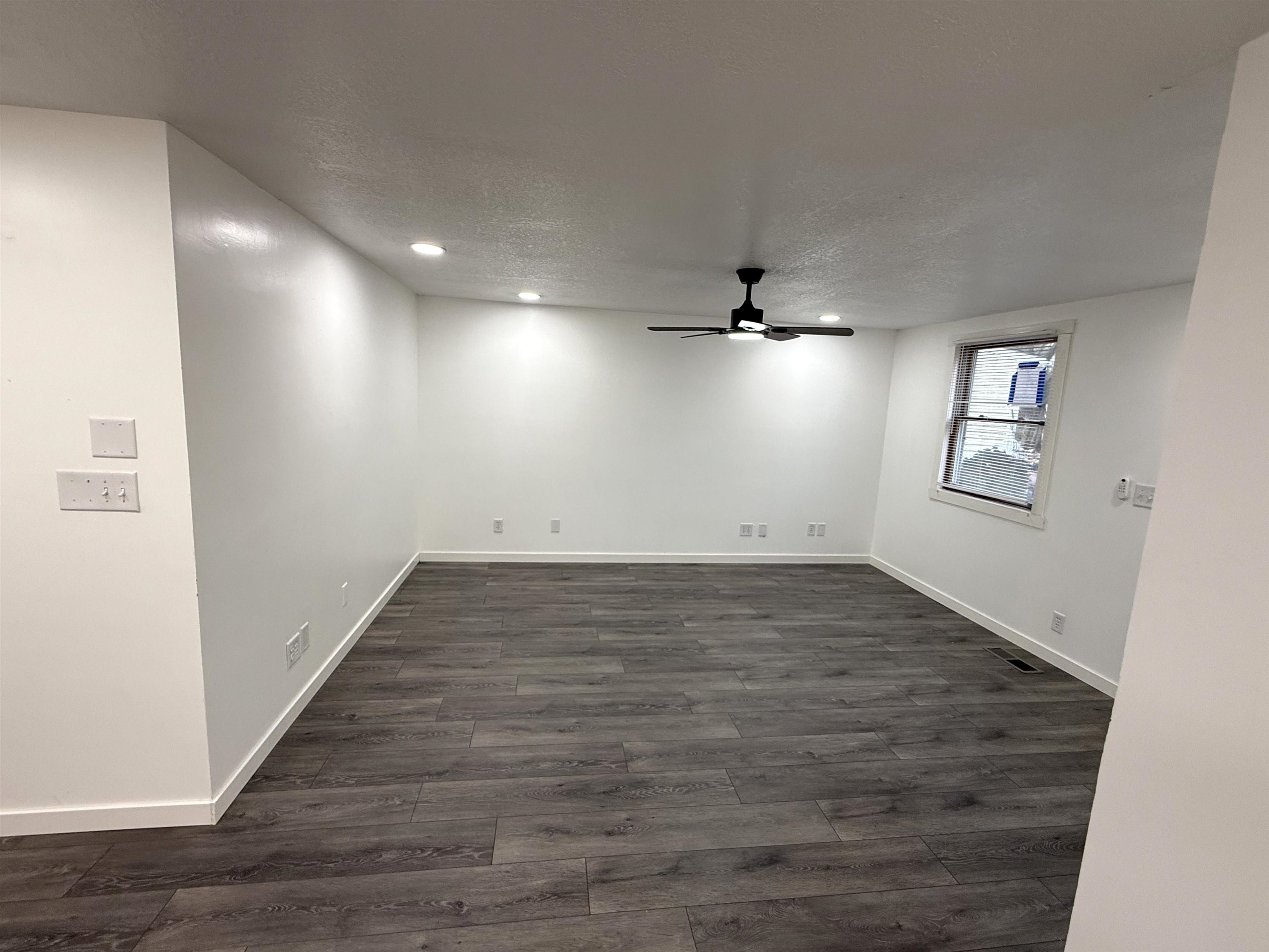 Photo 3 of 5709 Remington Drive