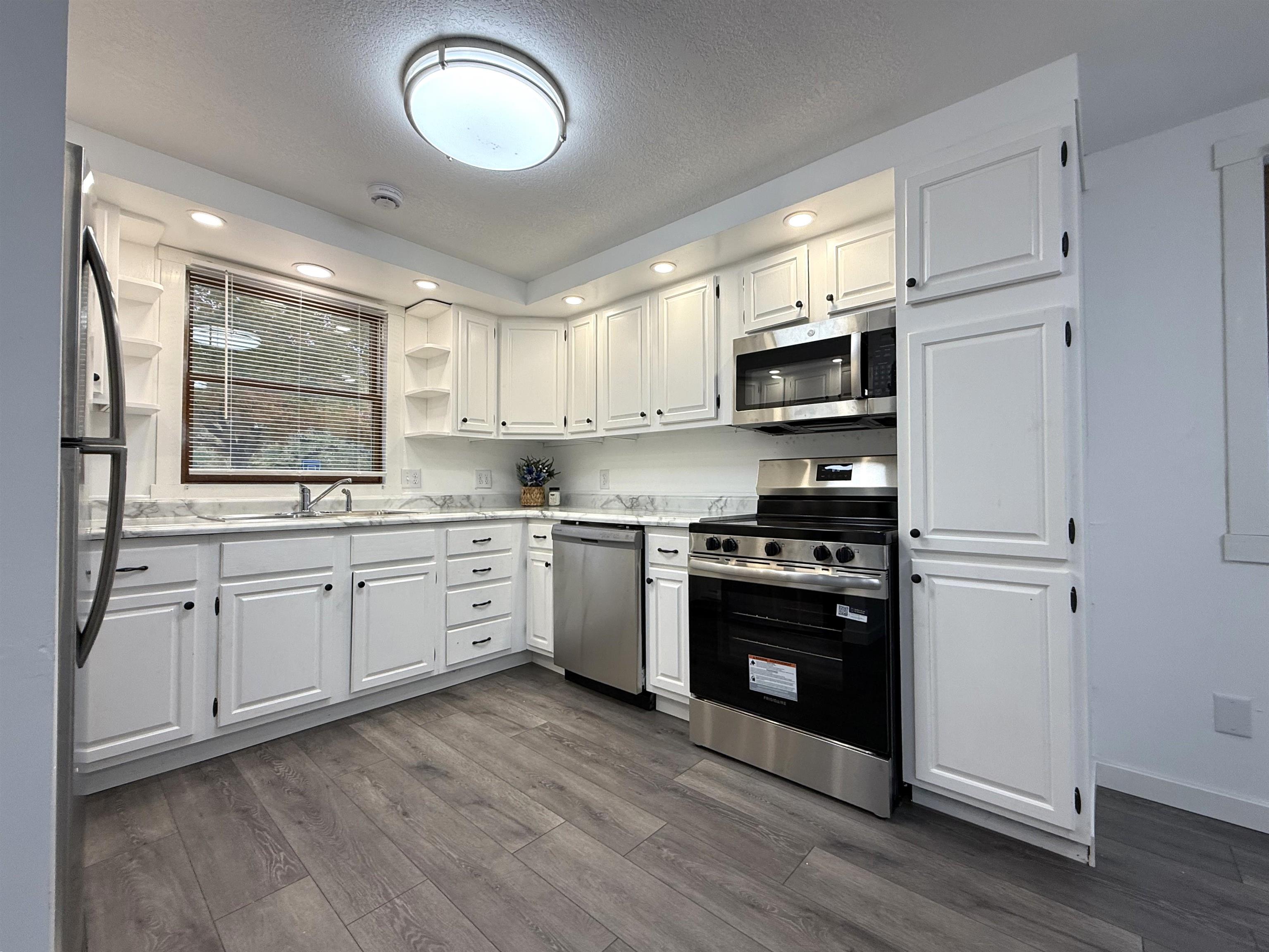 Photo 9 of 5709 Remington Drive