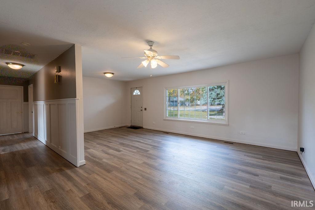 Photo 10 of 326 W Spring Street