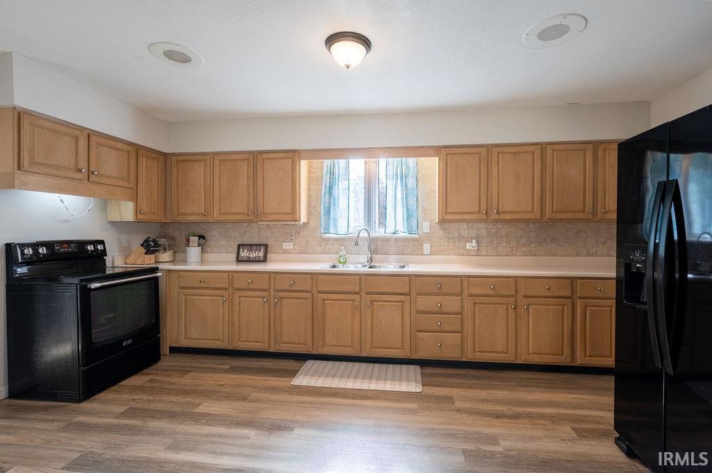 Photo 13 of 326 W Spring Street