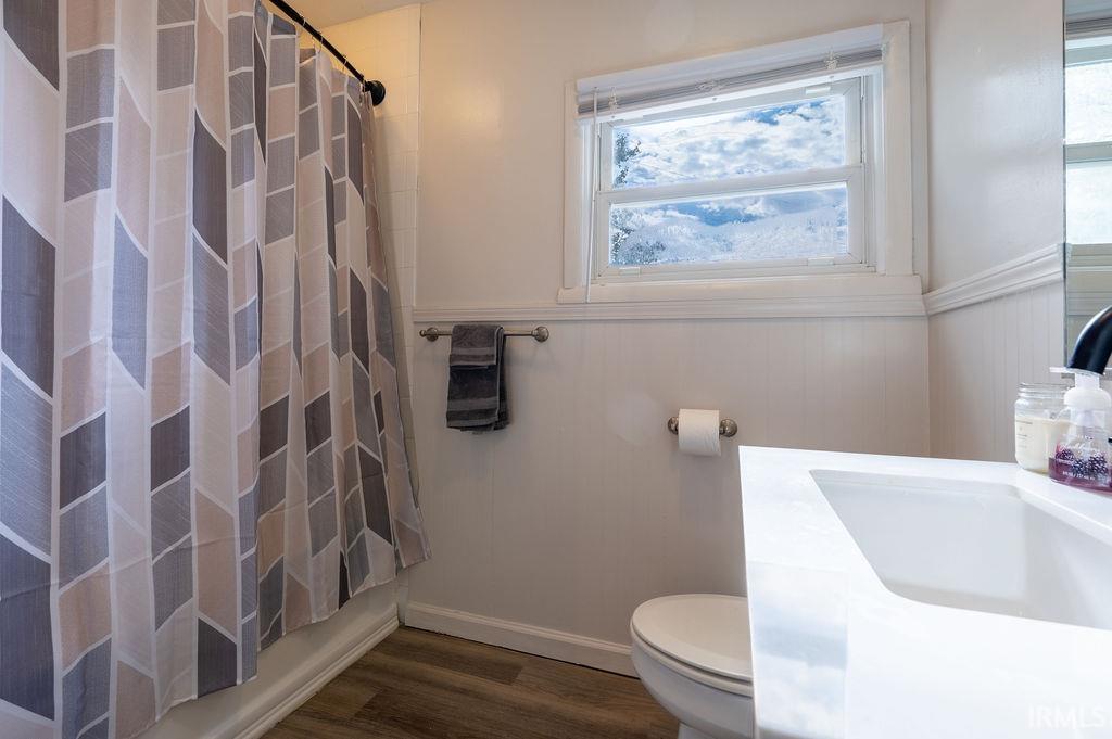 Photo 14 of 326 W Spring Street