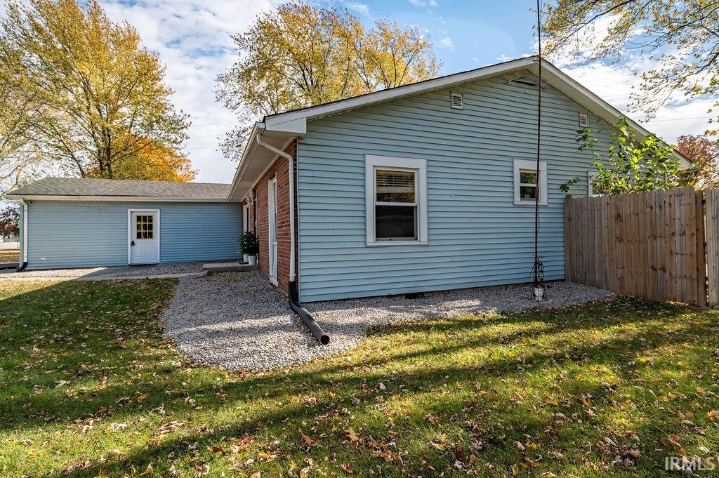 Photo 28 of 326 W Spring Street