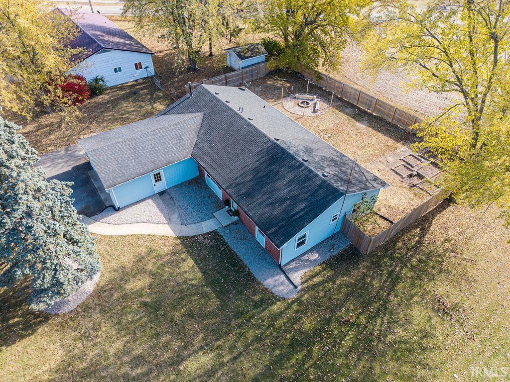 Photo 7 of 326 W Spring Street