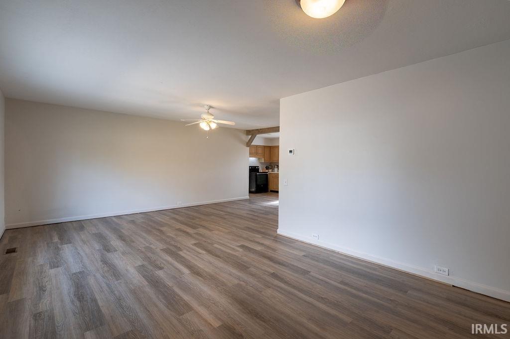 Photo 8 of 326 W Spring Street