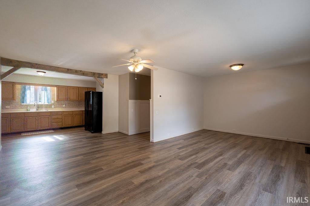 Photo 9 of 326 W Spring Street