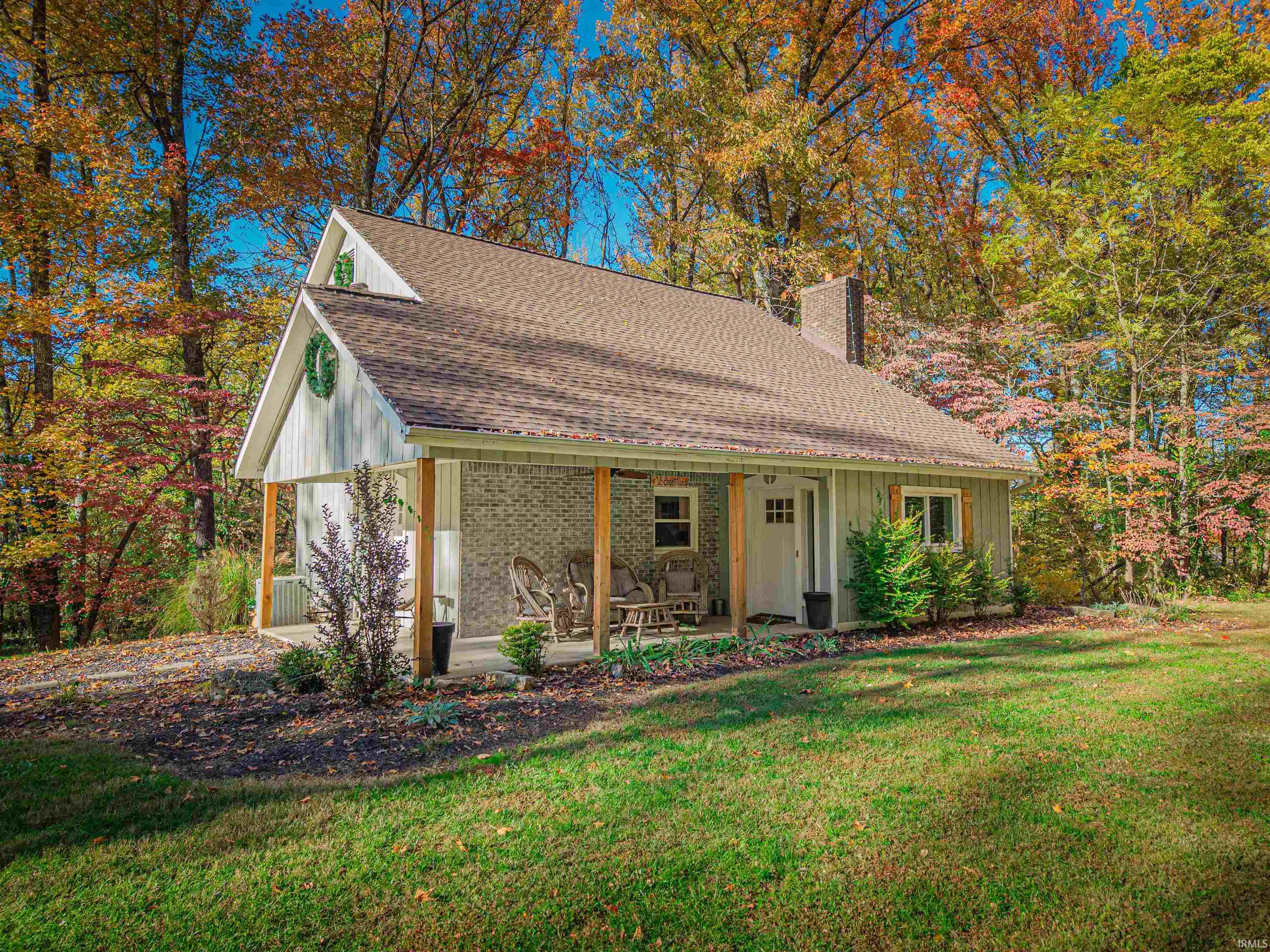 Homes for sale in Mount Vernon, IN | 9900 Autumn Ln, Mount Vernon, IN 47620 | MLS# 202544466