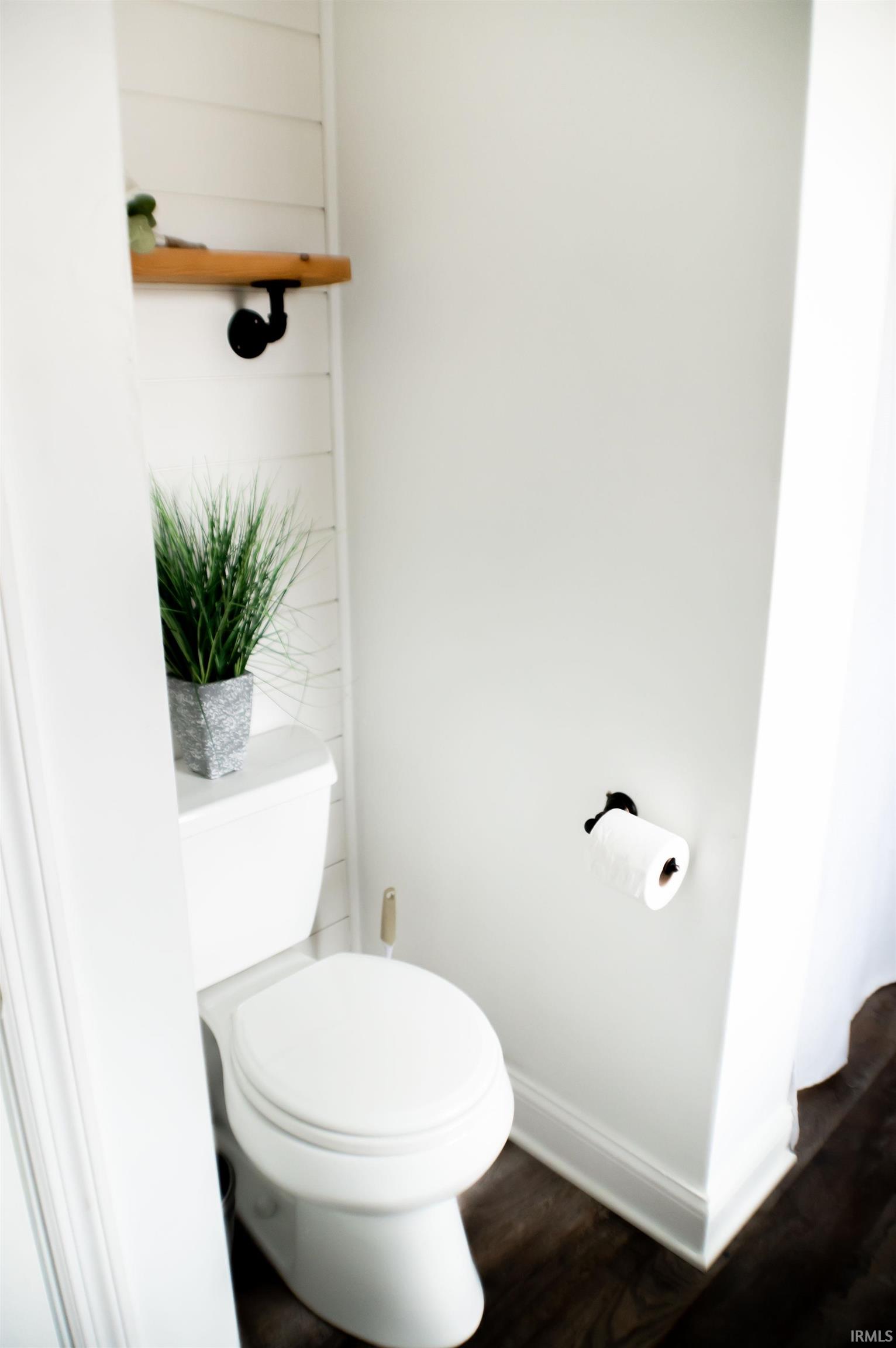 Homes for sale in Mount Vernon, IN | 9900 Autumn Ln, Mount Vernon, IN 47620 | MLS# 202544466