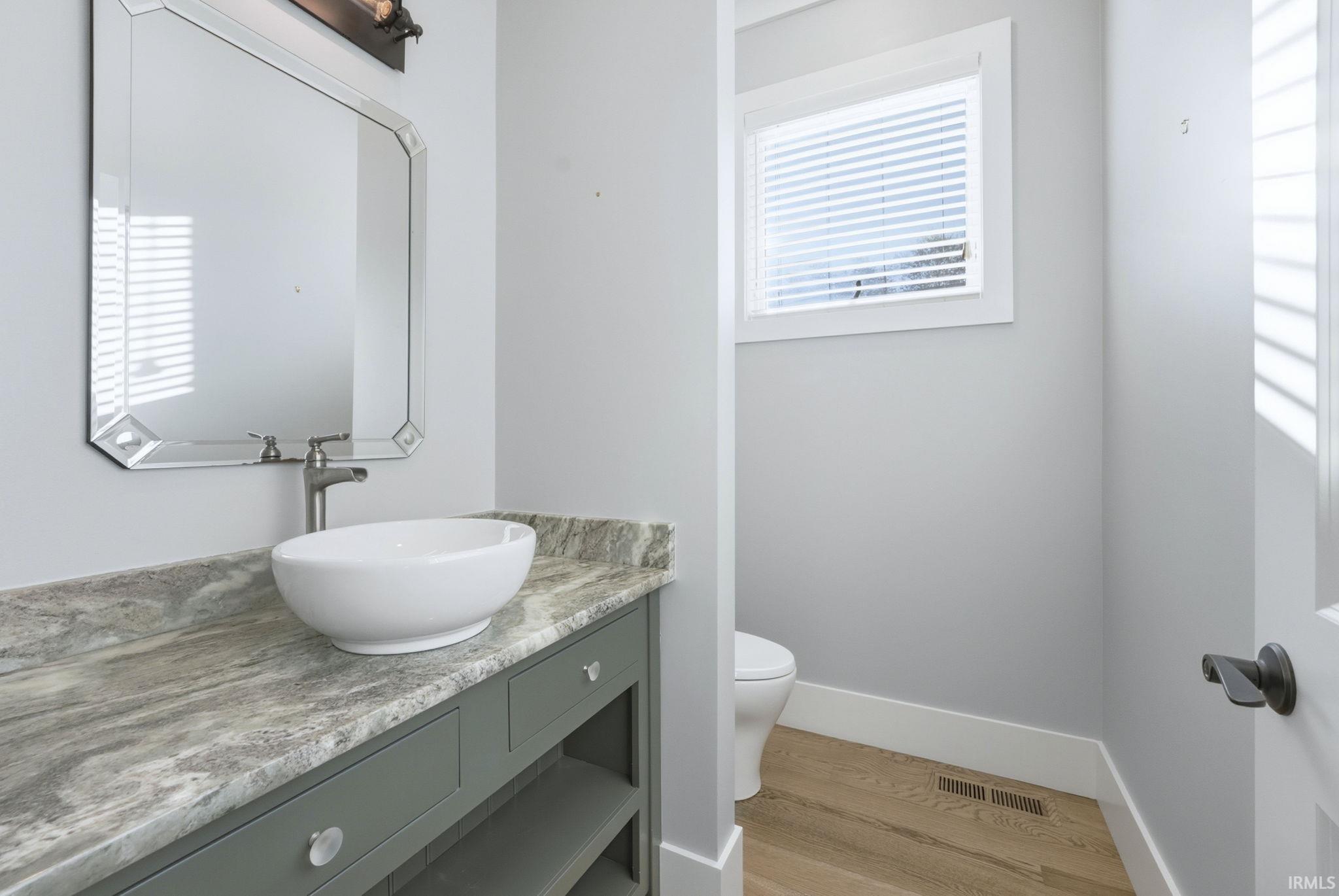 Photo 10 of 6521 N Kalorama Road