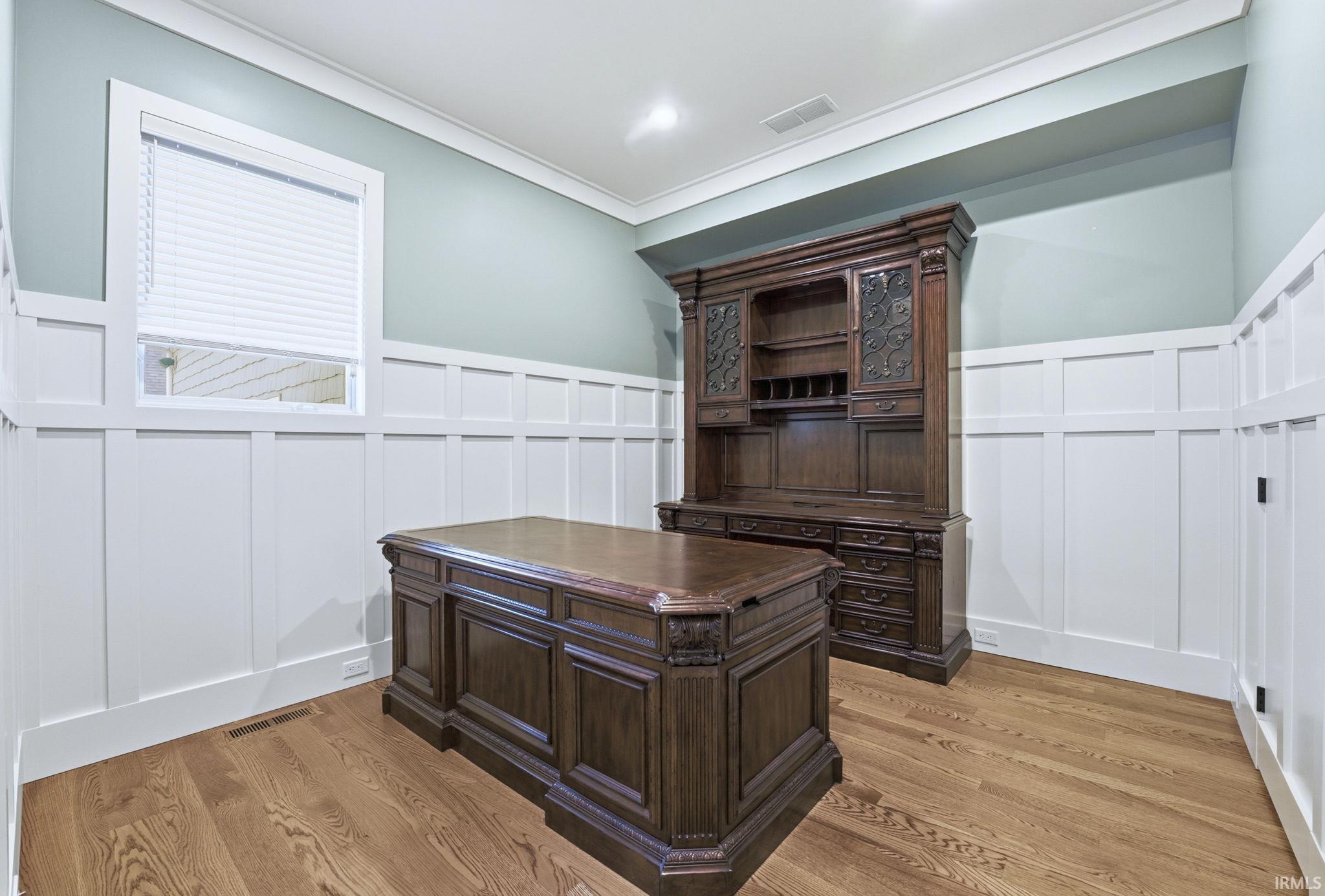 Photo 12 of 6521 N Kalorama Road