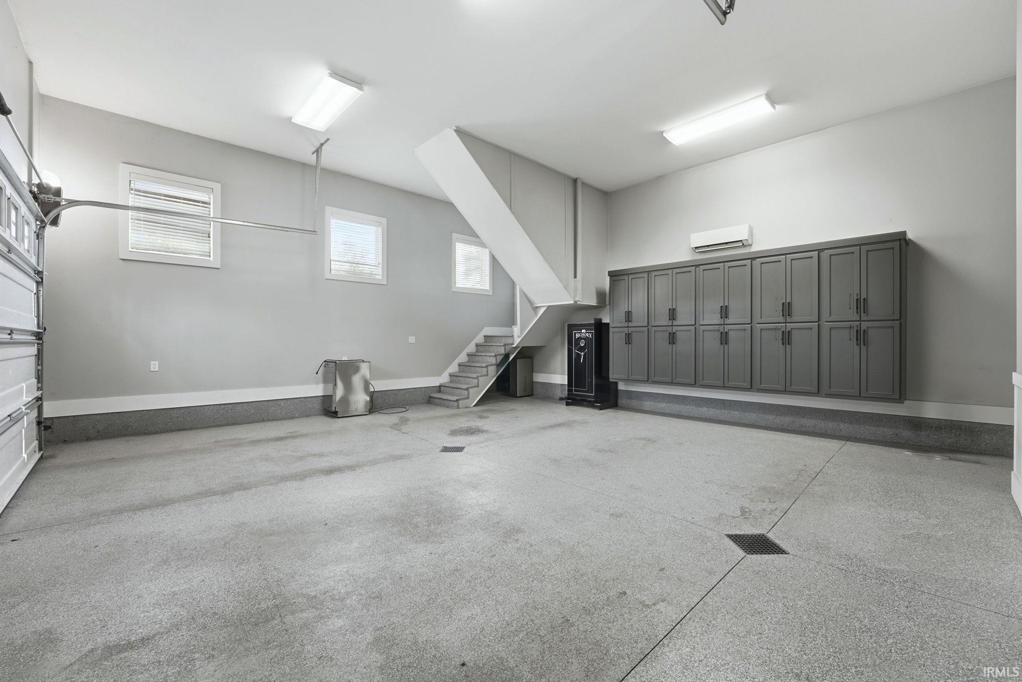 Photo 16 of 6521 N Kalorama Road