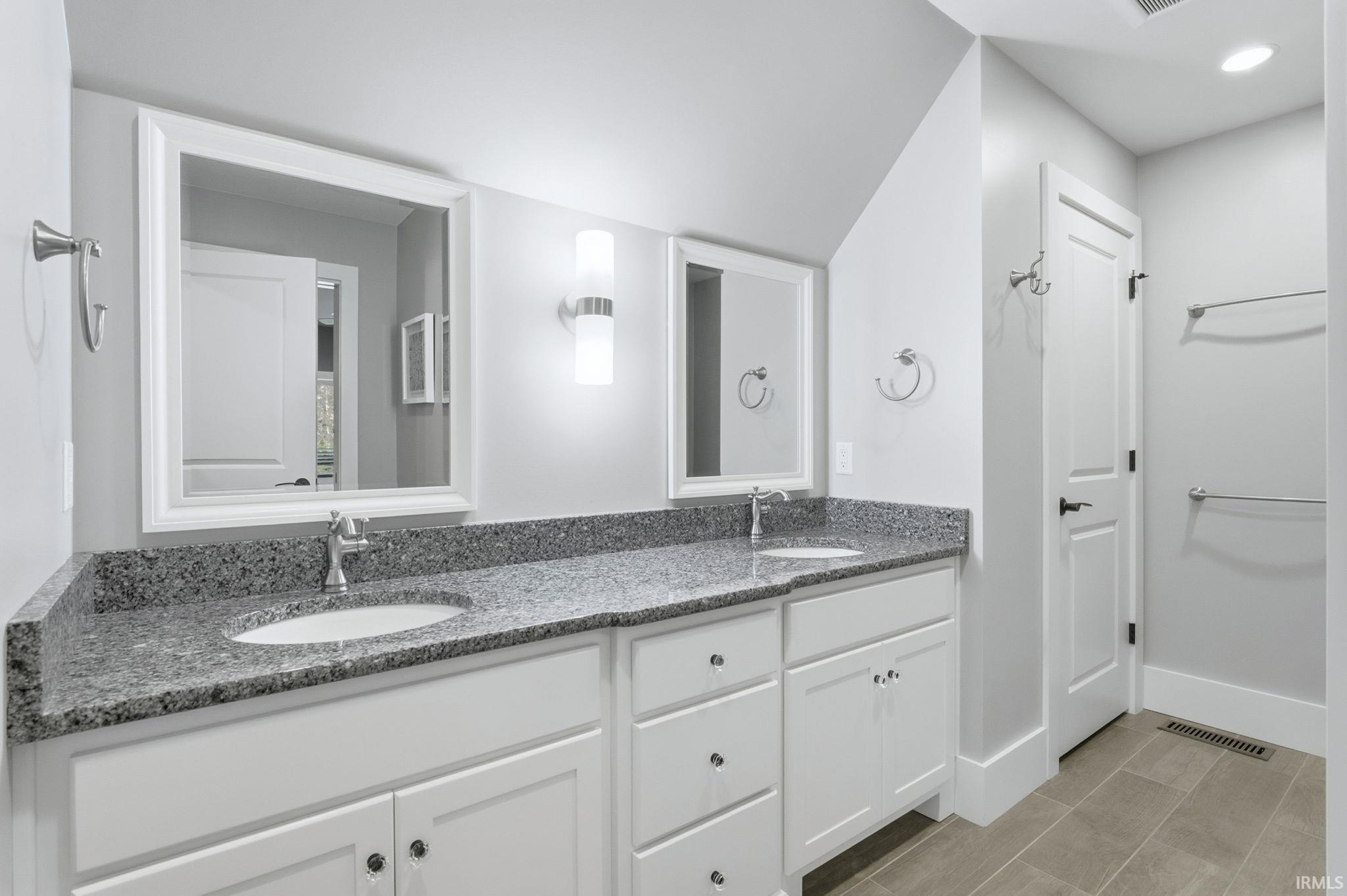 Photo 31 of 6521 N Kalorama Road