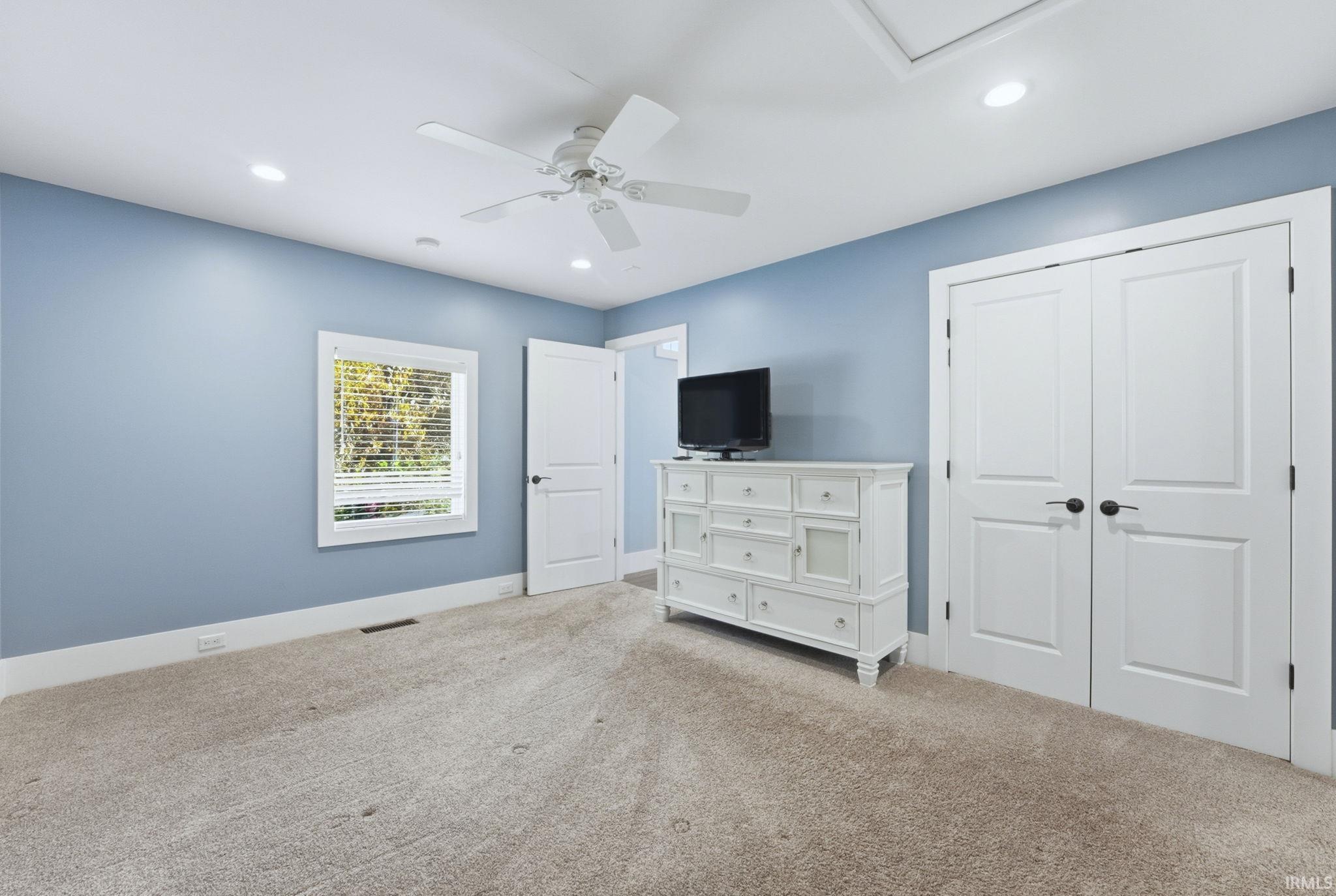 Photo 32 of 6521 N Kalorama Road