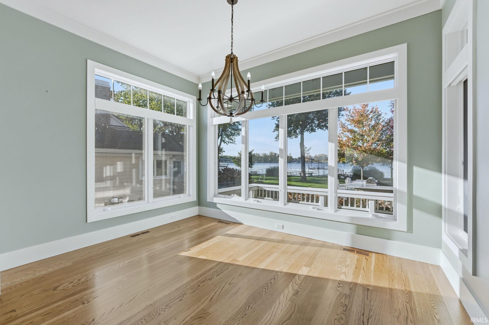 Photo 9 of 6521 N Kalorama Road