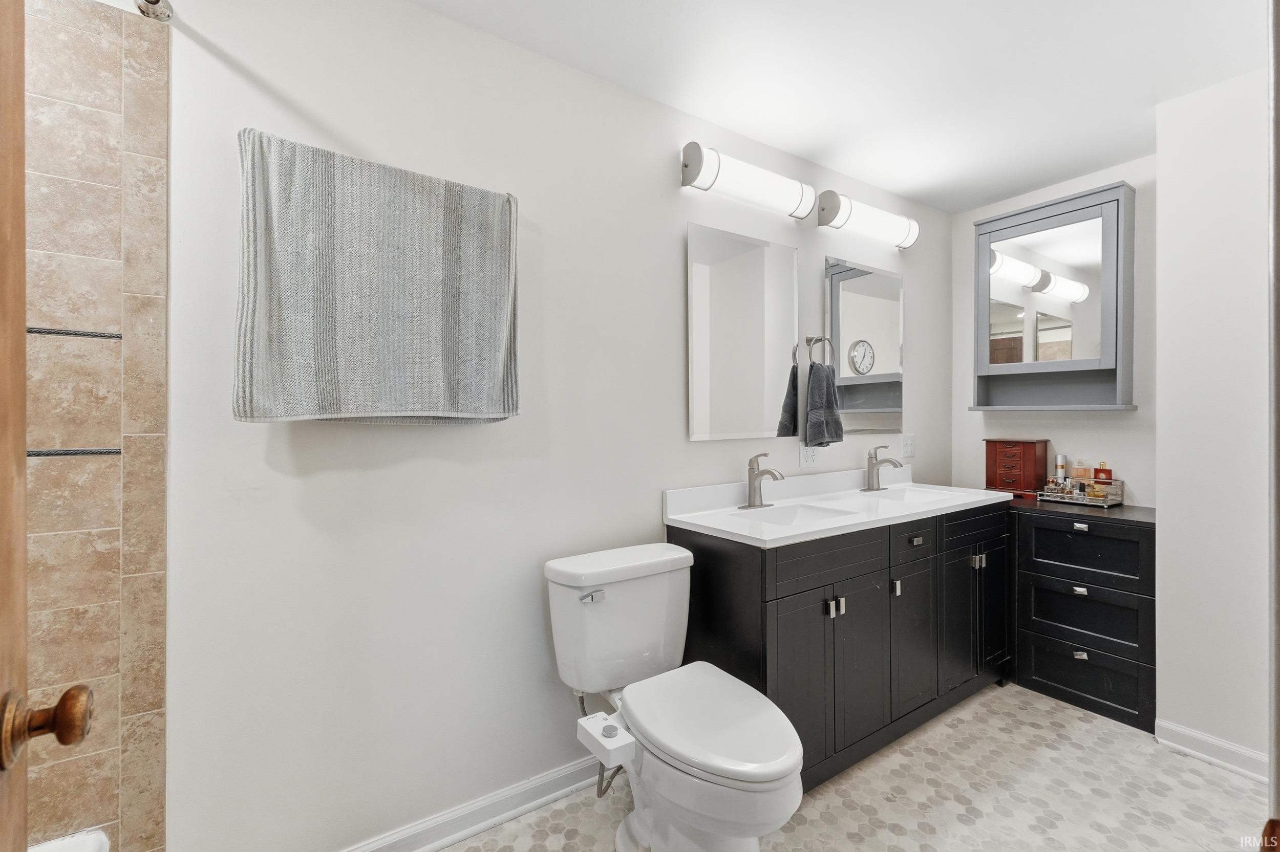 Photo 17 of 1310 Traders Crossing