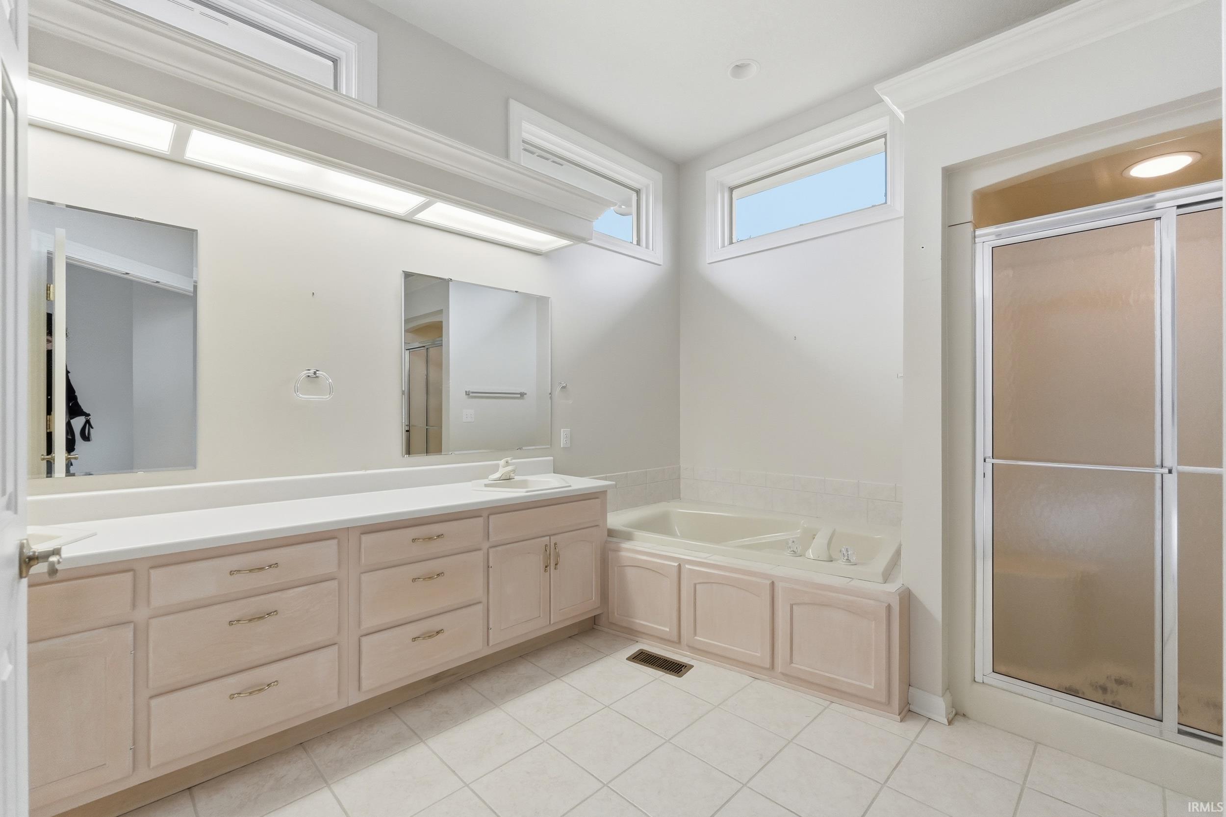 Photo 20 of 11231 Creekwood Drive