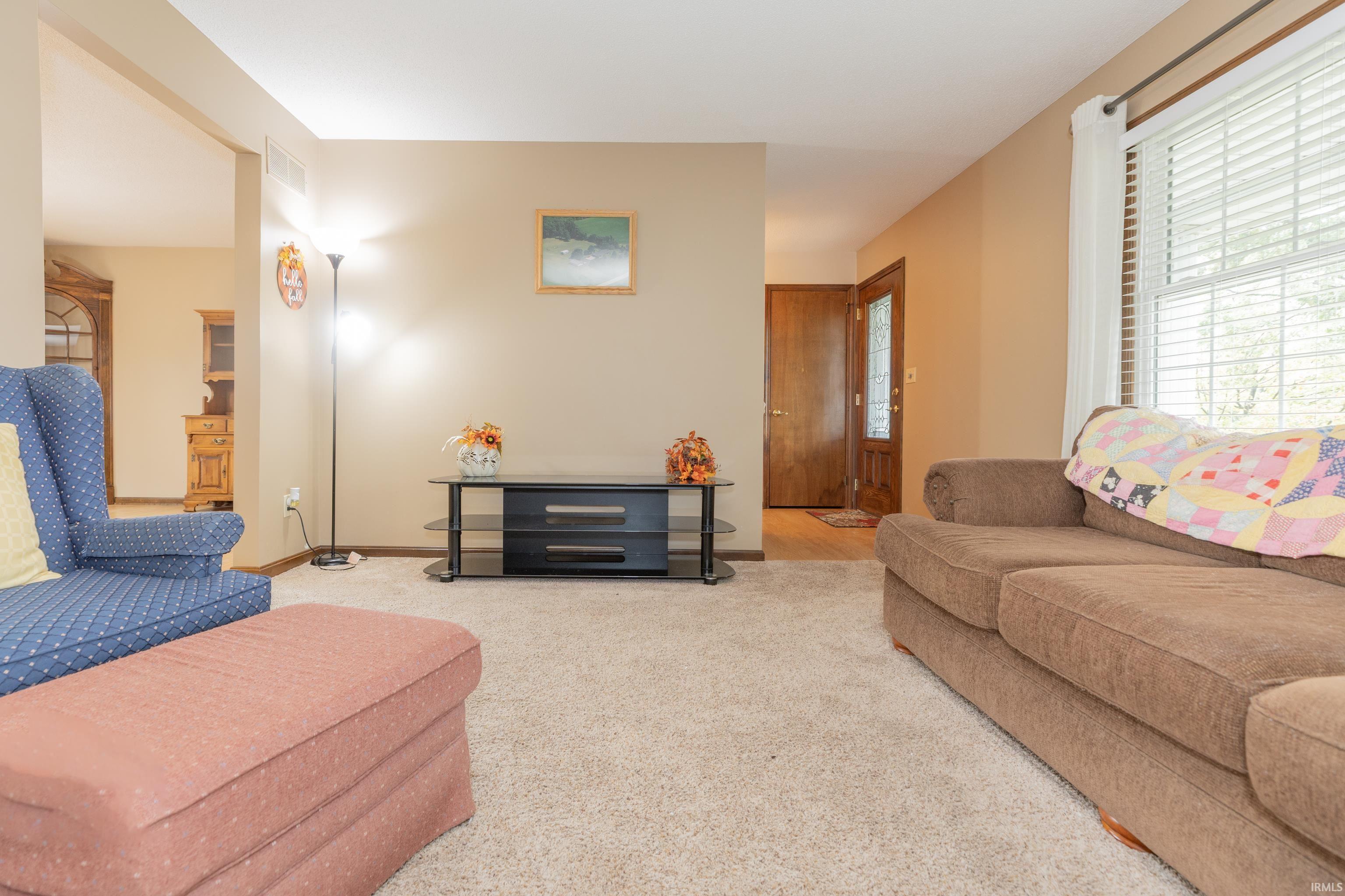 Homes for sale in Owensville, IN | 6248 S Sr-165, Owensville, IN 47665 | MLS# 202544533