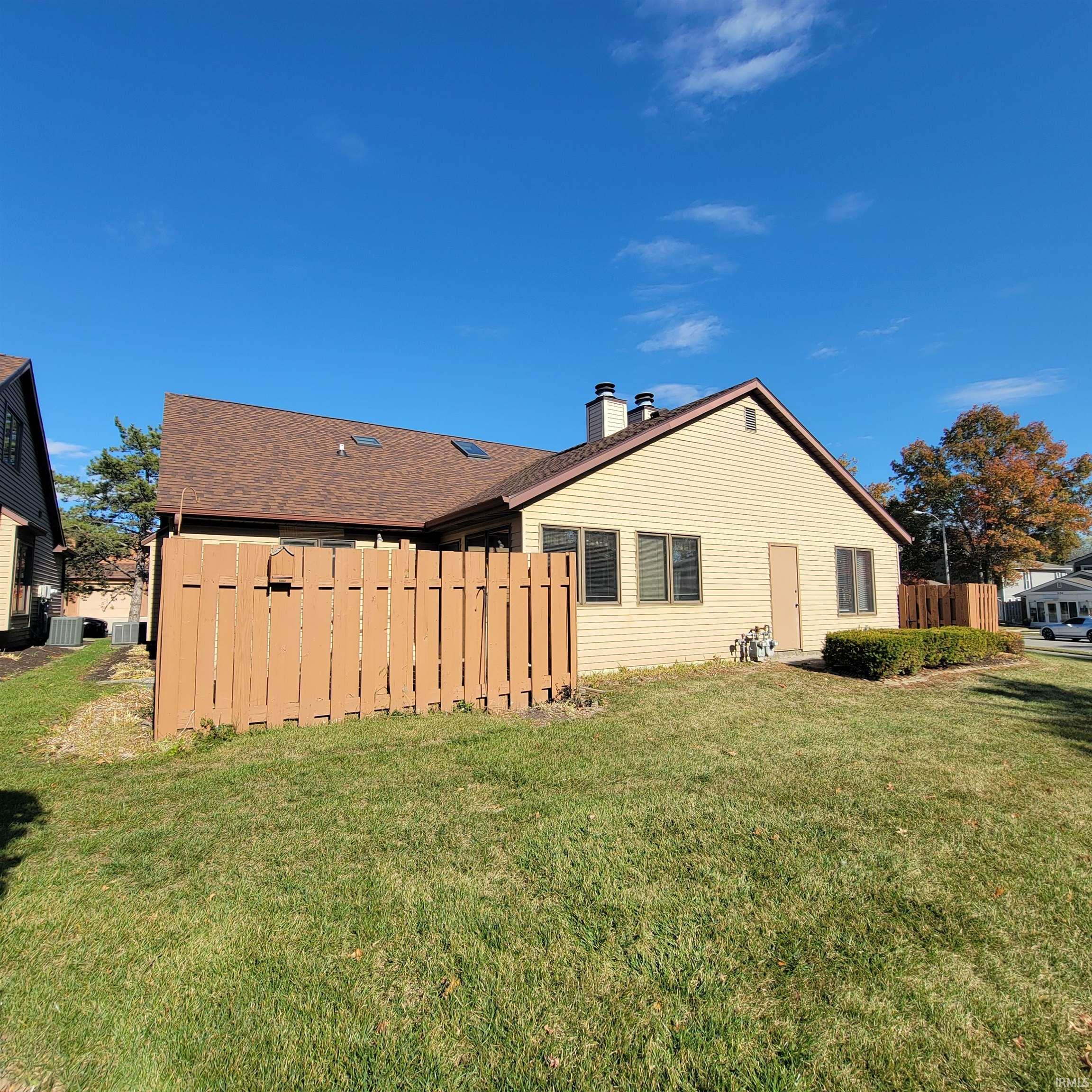 Photo 3 of 5109 Woodmark Court