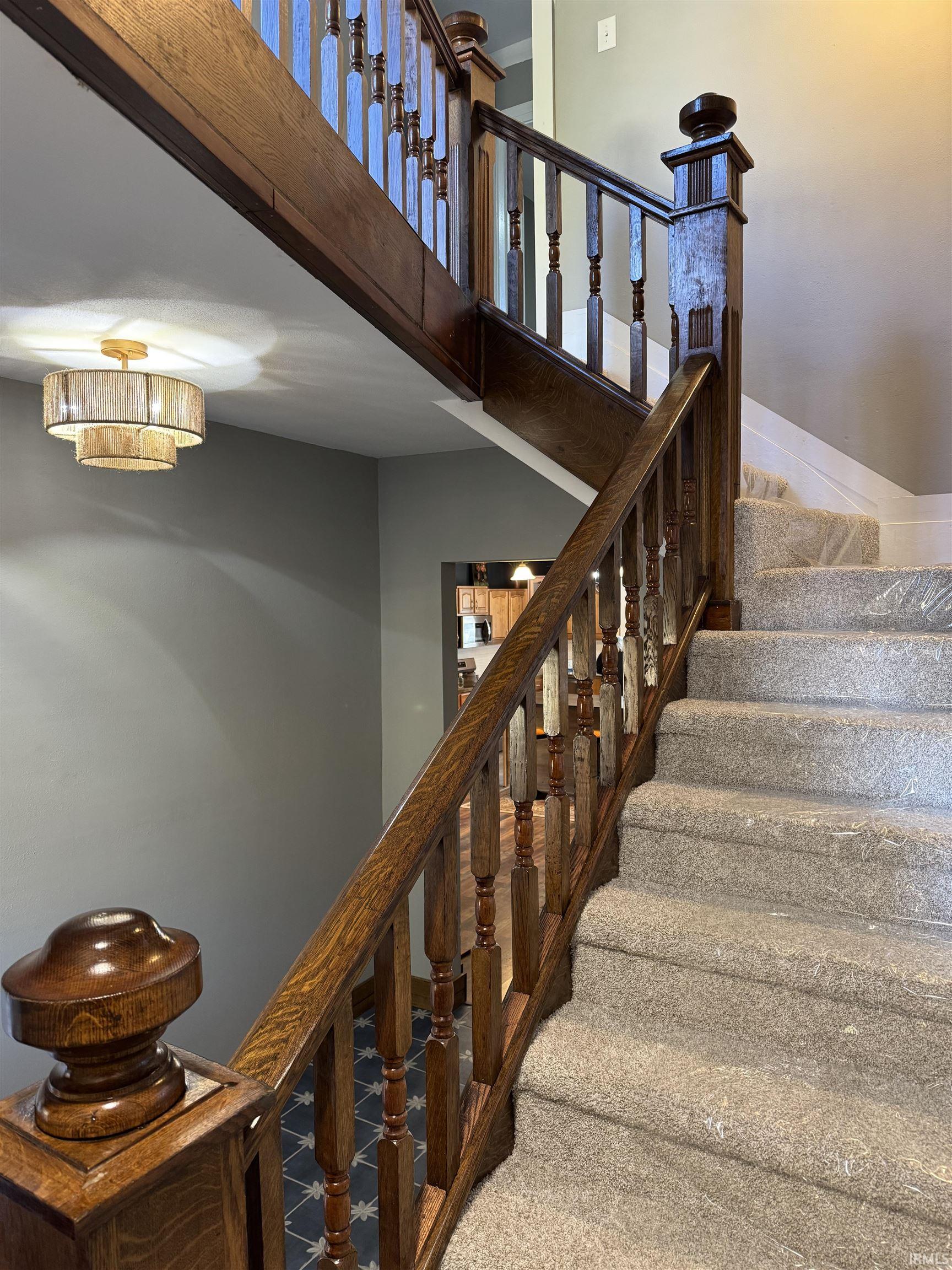 Photo 6 of 35 E Sinclair Street