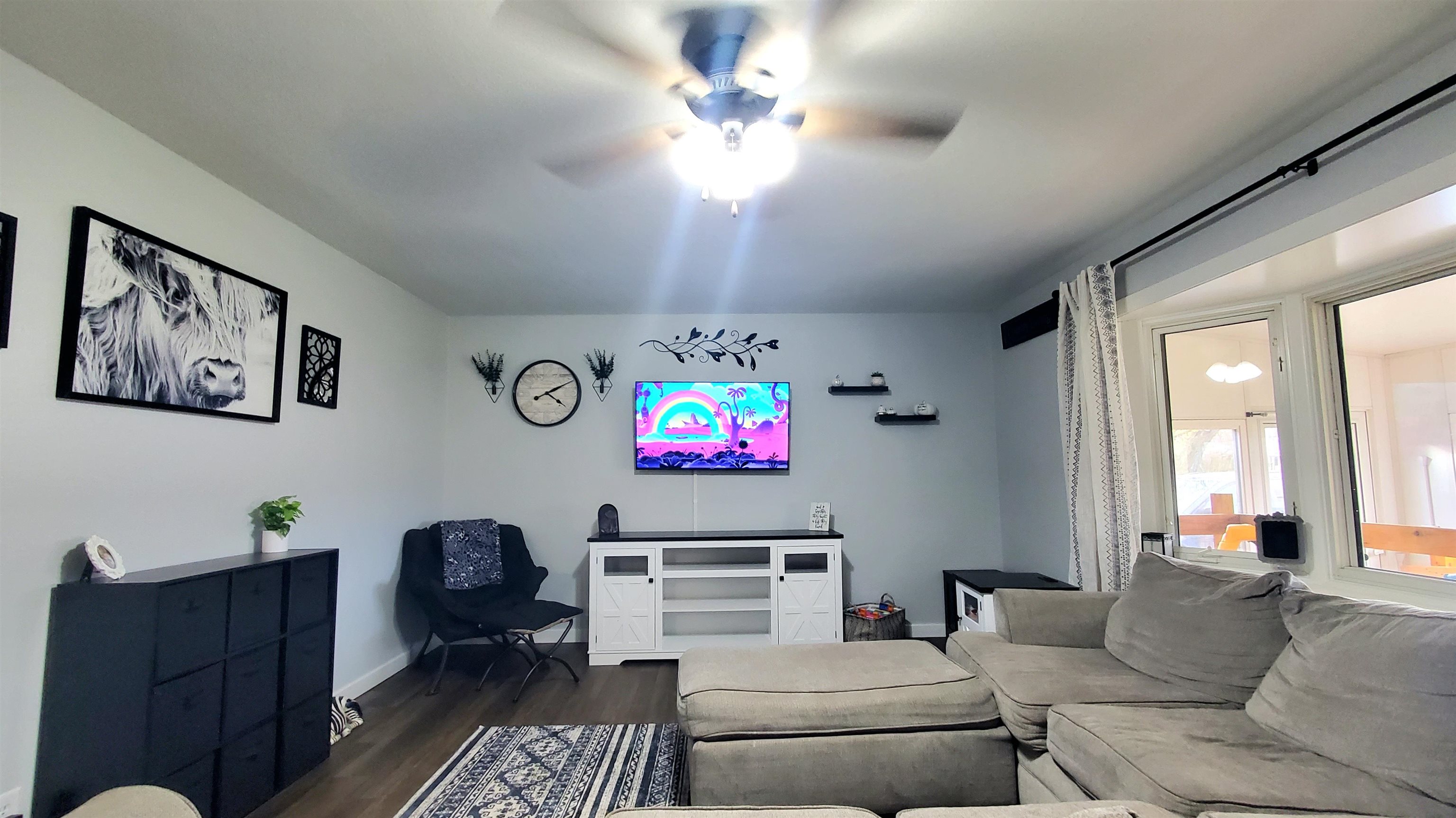 Photo 11 of 8618 Hoagland Road