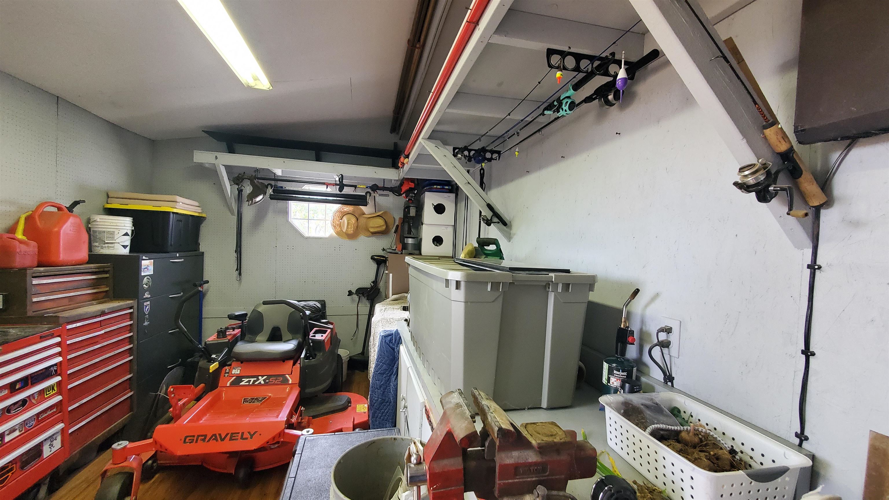 Photo 26 of 8618 Hoagland Road