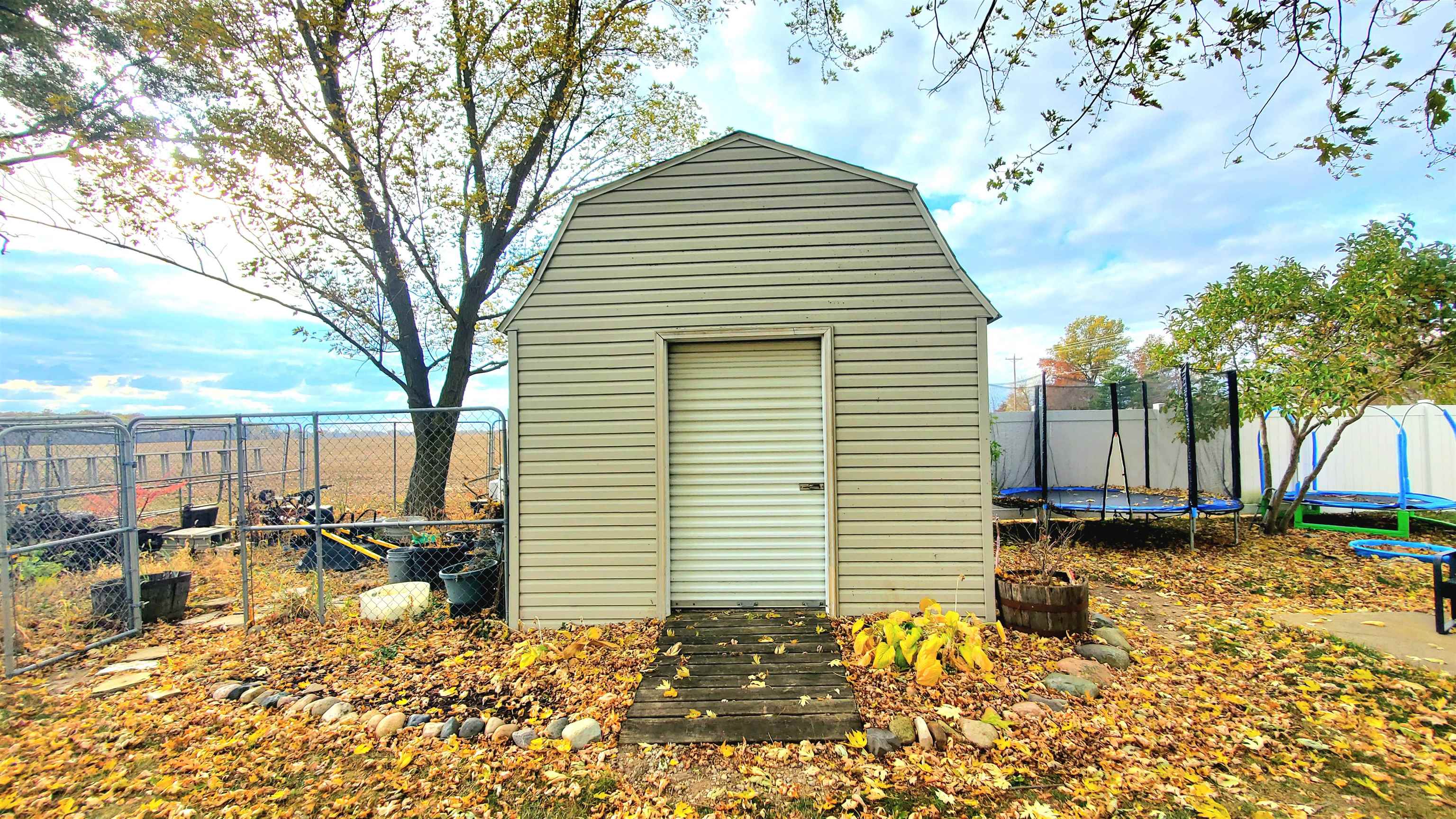 Photo 34 of 8618 Hoagland Road