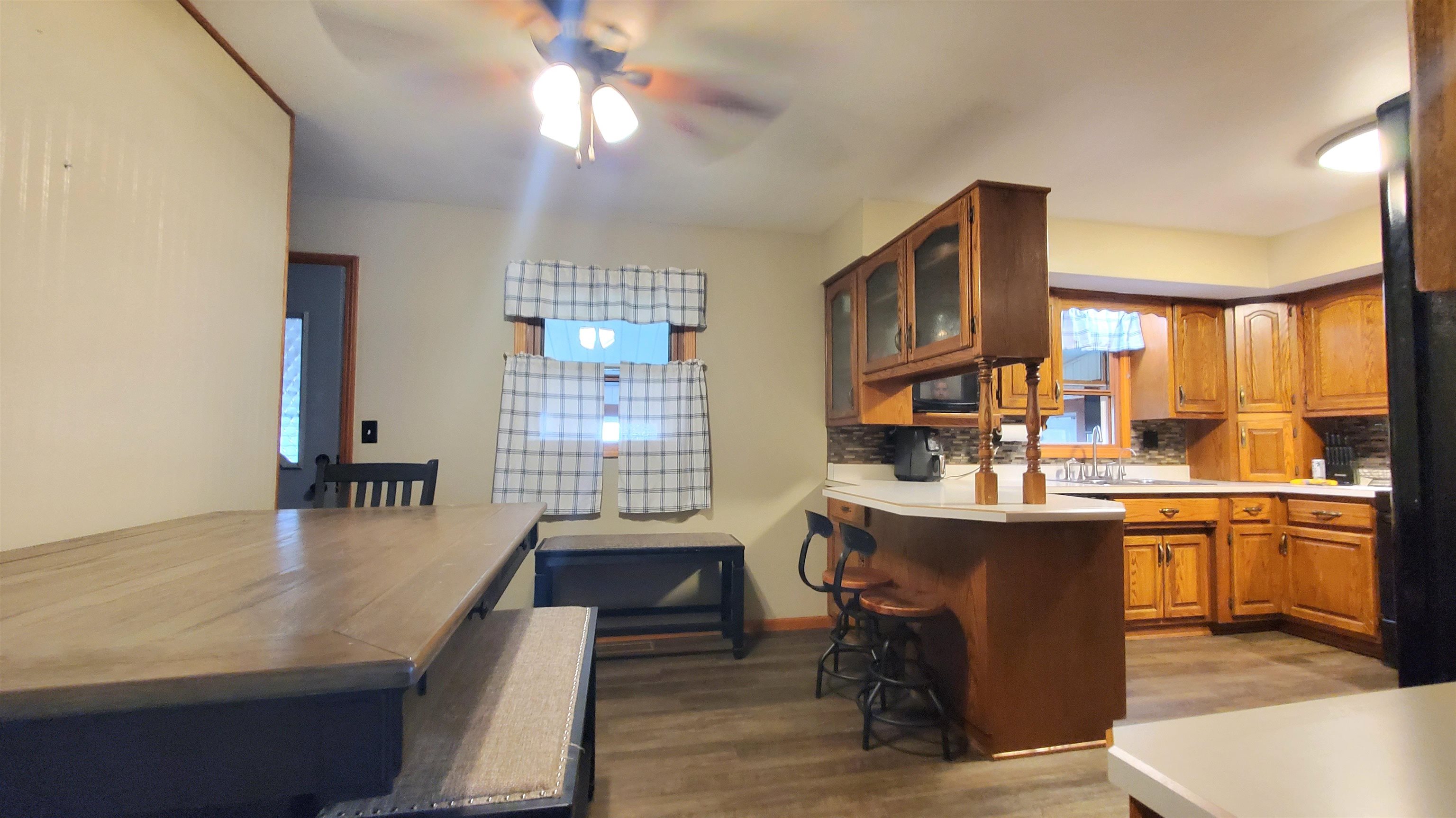 Photo 7 of 8618 Hoagland Road