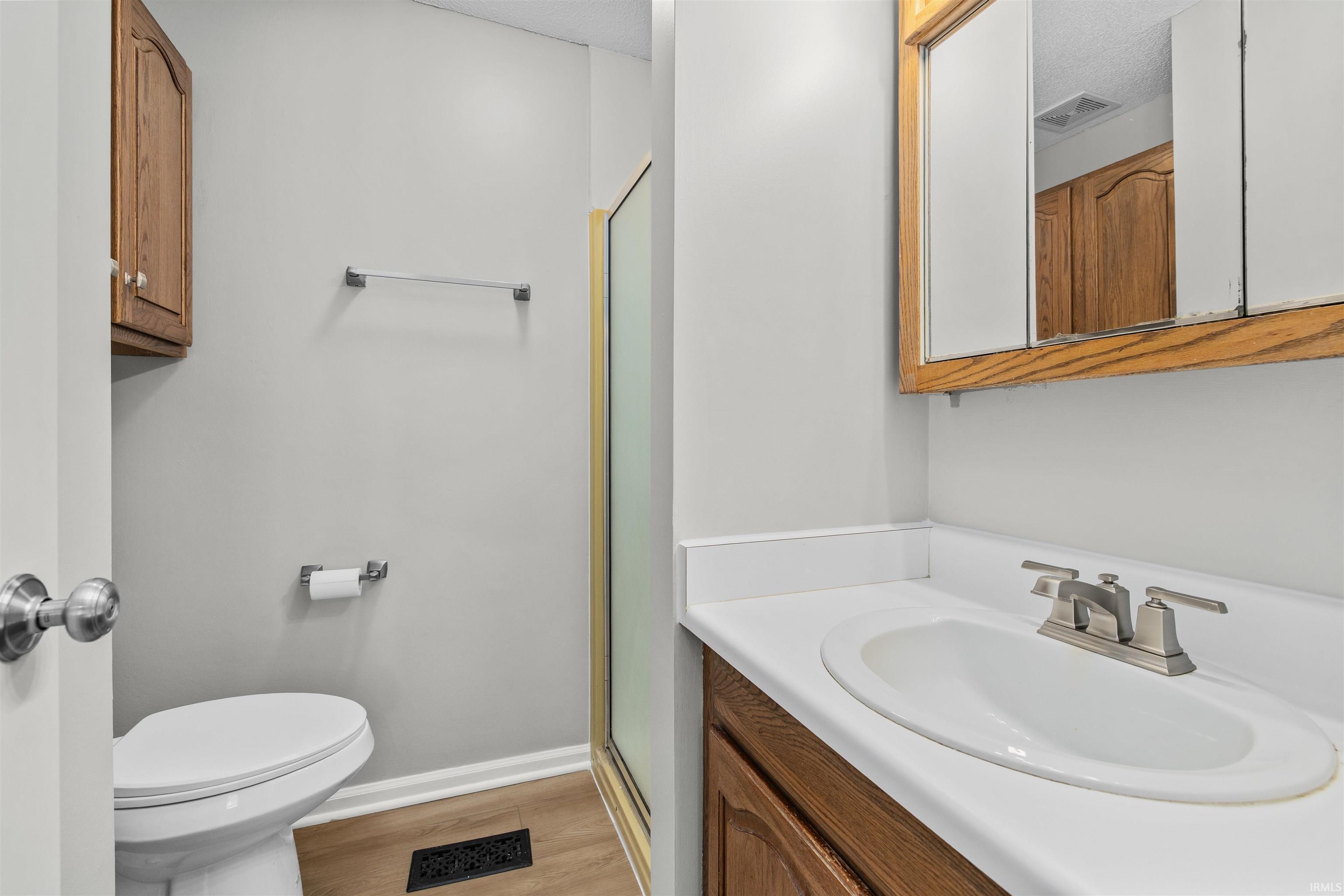 Photo 11 of 805 Wolverton Drive