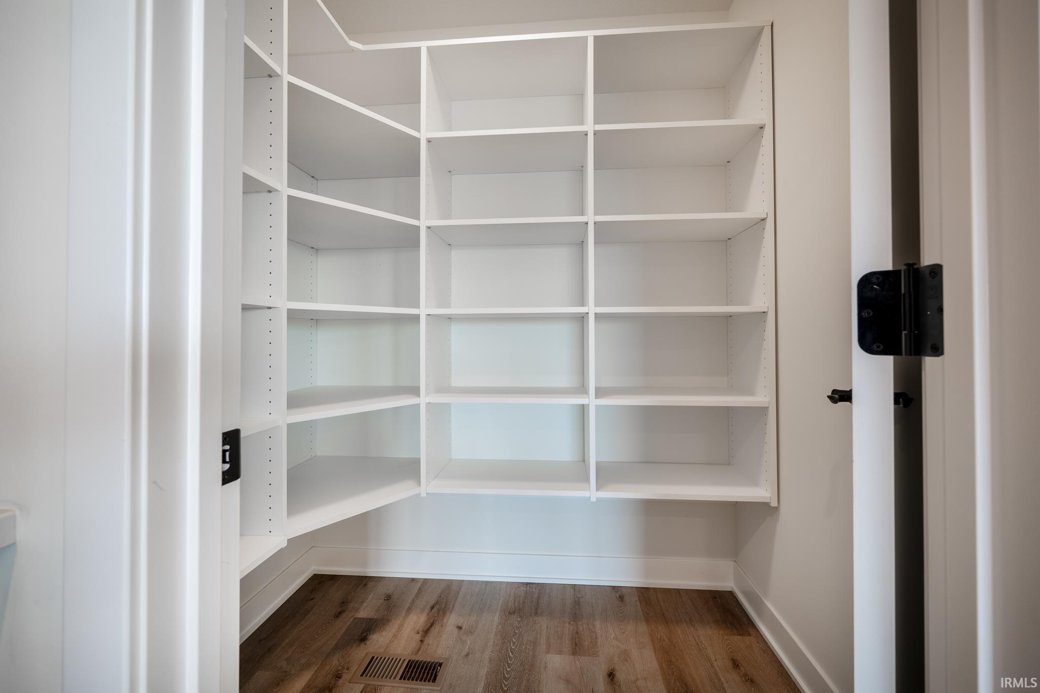 Photo 11 of 5598 Broad Fields Cove